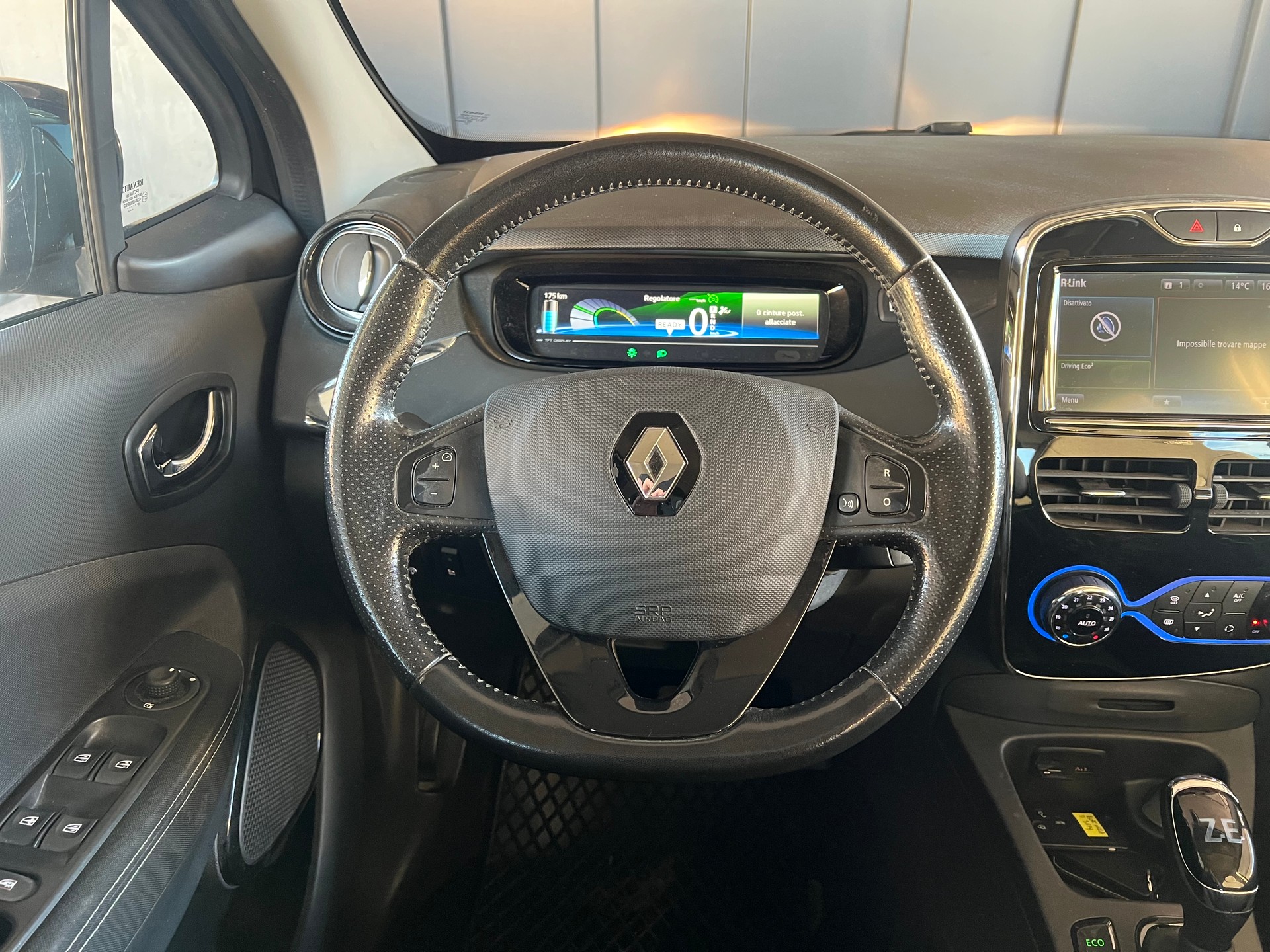 RENAULT Zoe Limited R110 (Batterie Miete)-image-6