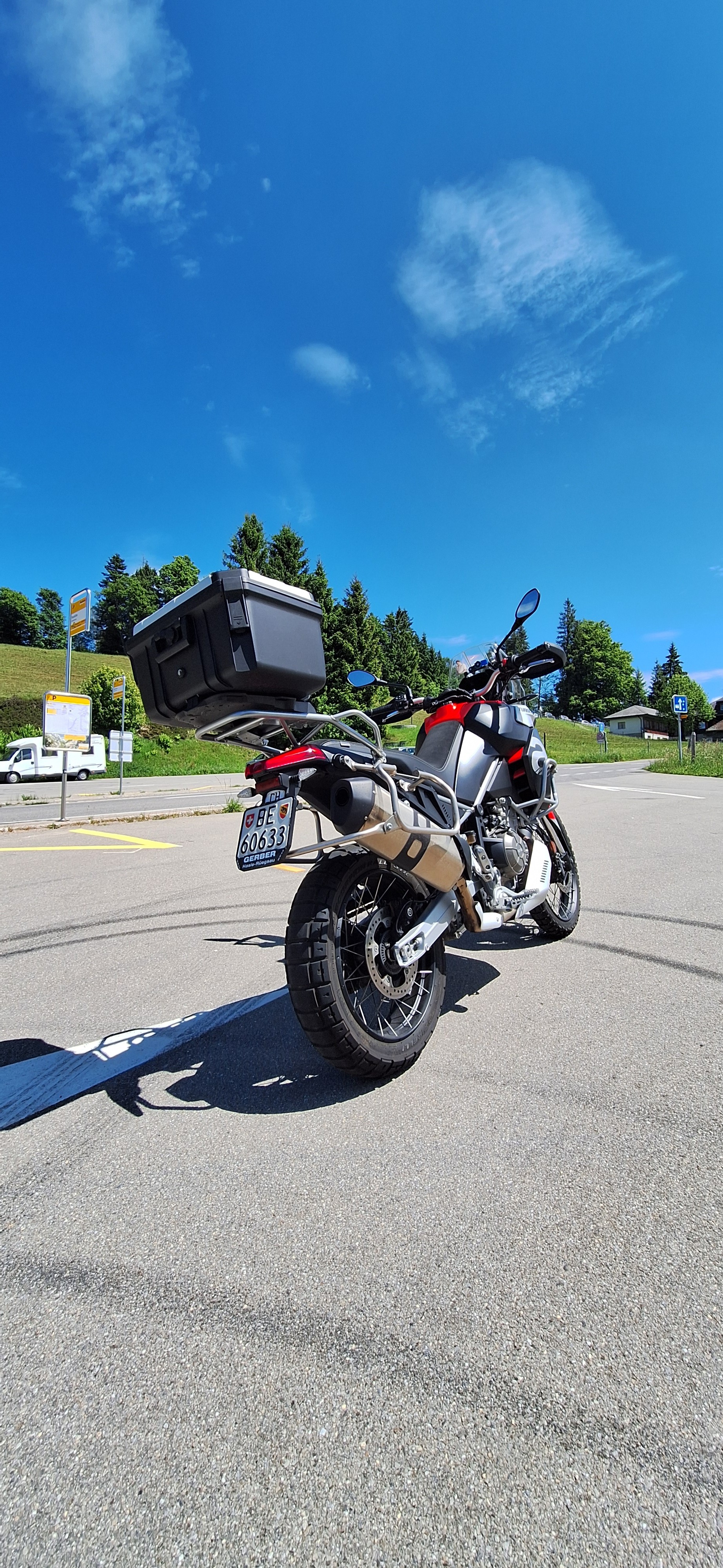 APRILIA Tuareg 660-image-2