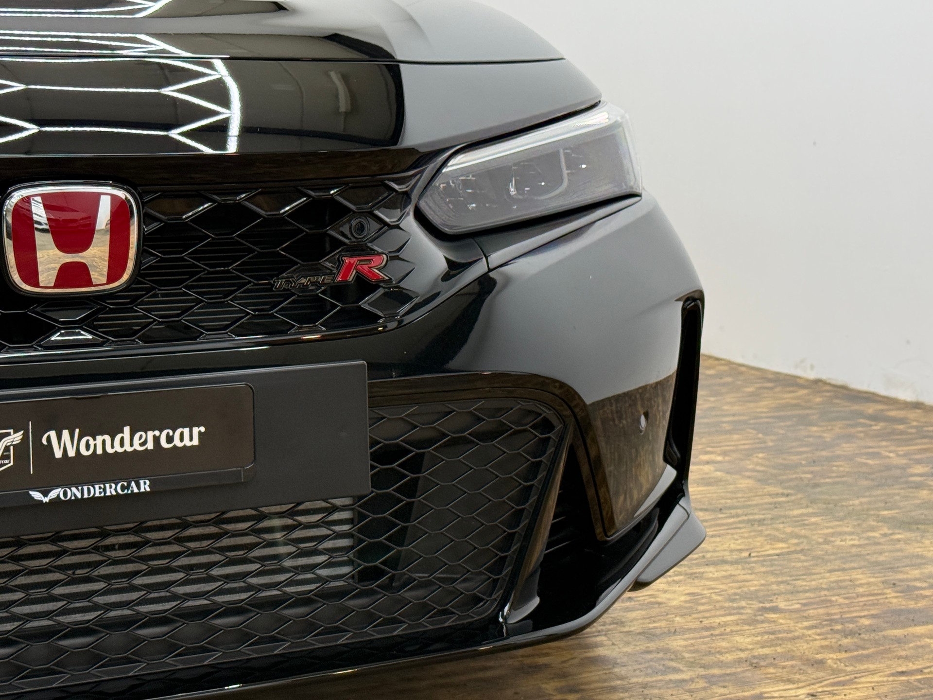 HONDA Civic 2.0 i-VTEC Type R-showroom-element-3