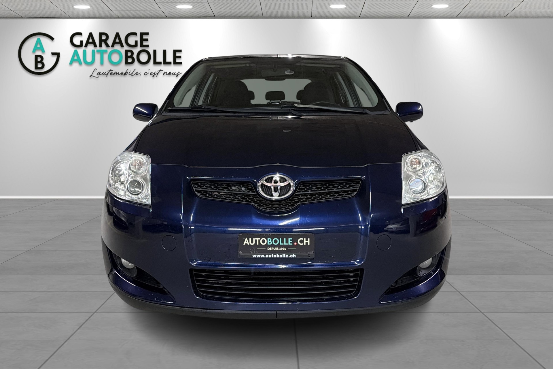 TOYOTA Auris 1.4 Linea Luna-showroom-element-1