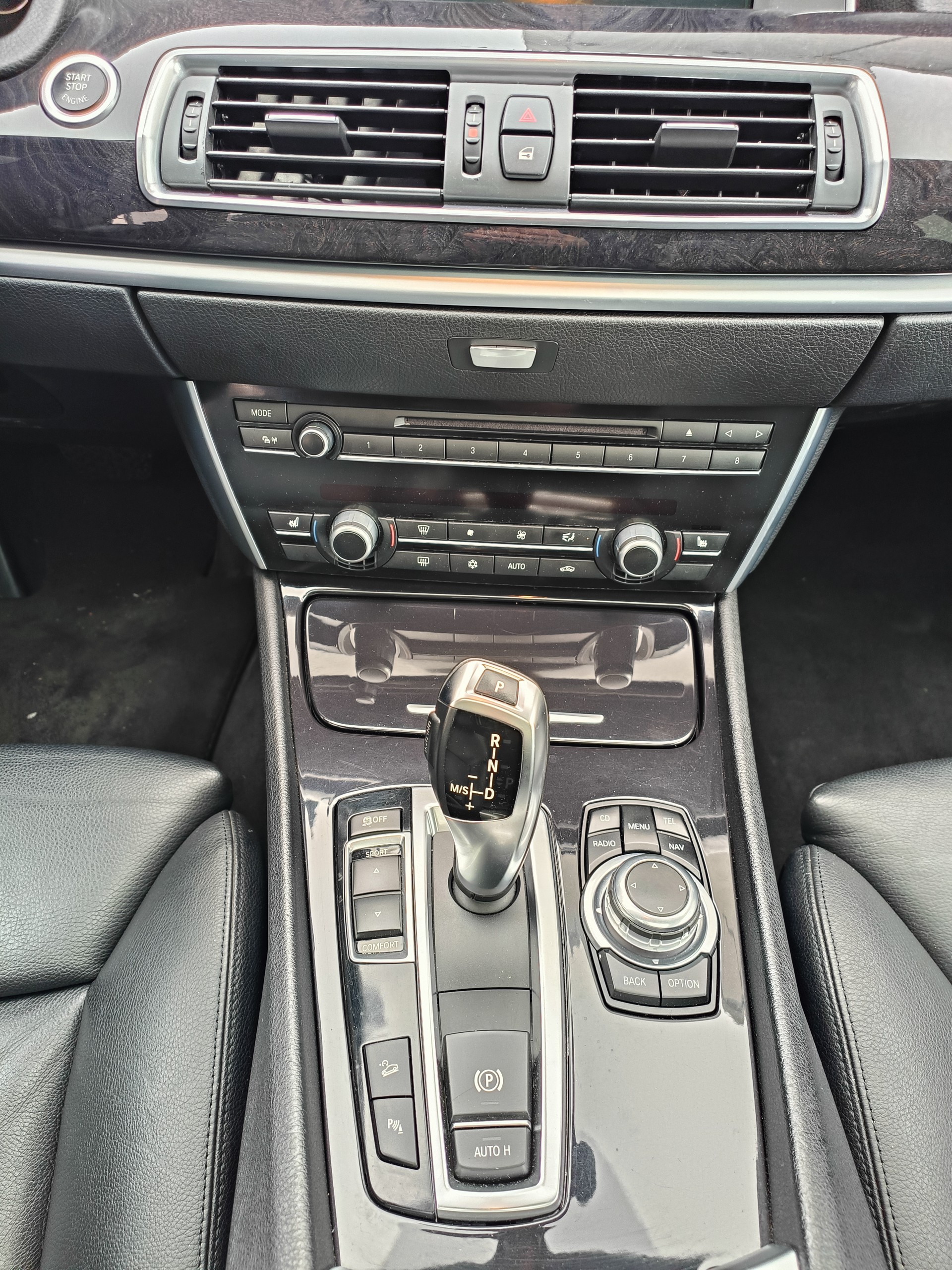 BMW 530d GT Sport 4x4-image-9