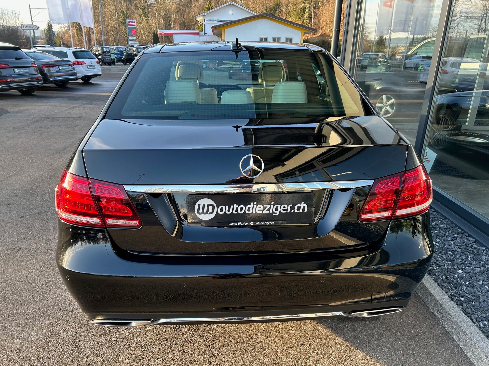 MERCEDES-BENZ E 350 BlueTEC Avantgarde 4Matic 7G-Tronic-image-5