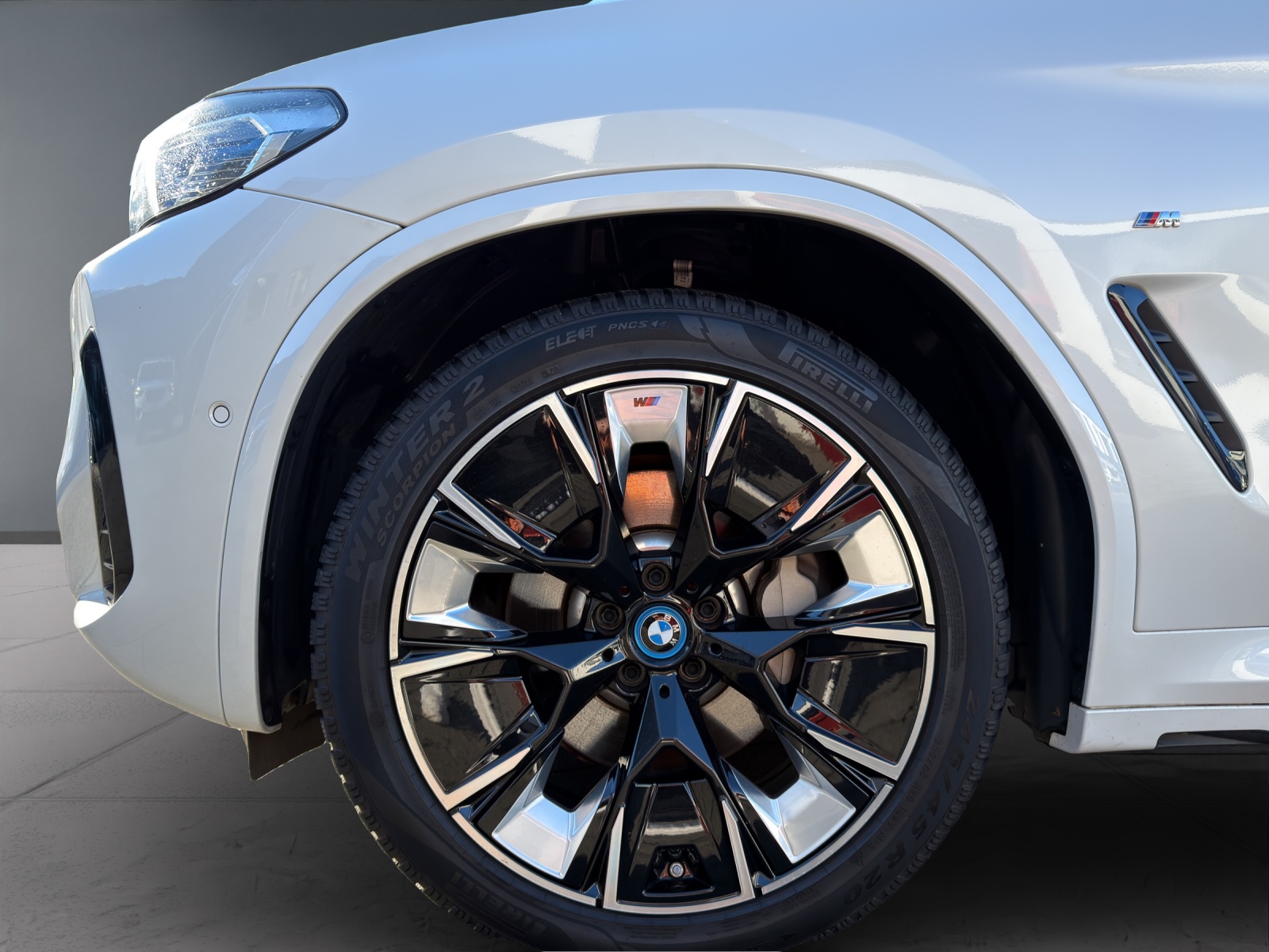BMW iX3 E-Motor-image-9