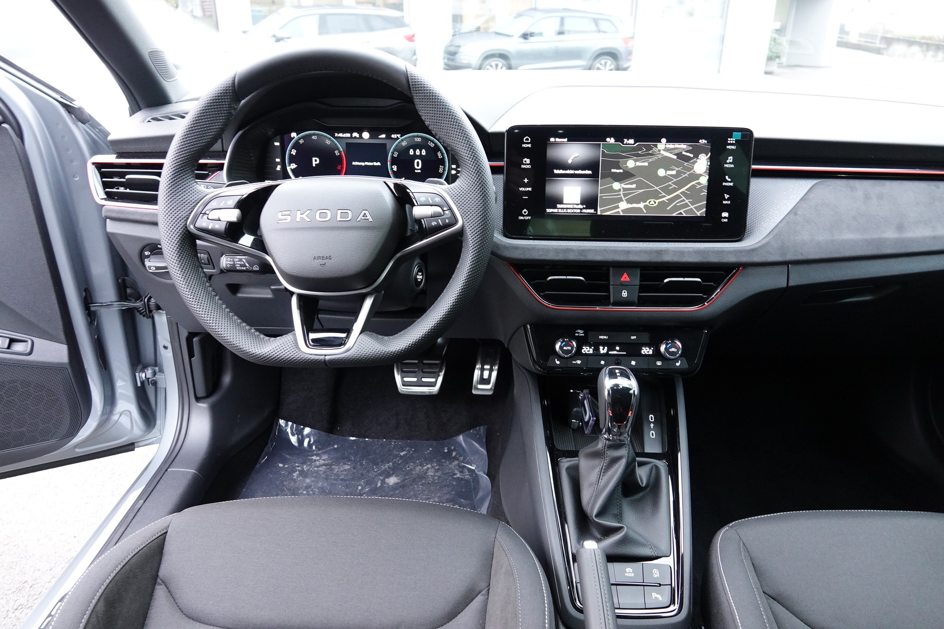 SKODA Scala 1.0 TSI Dynamic-image-9