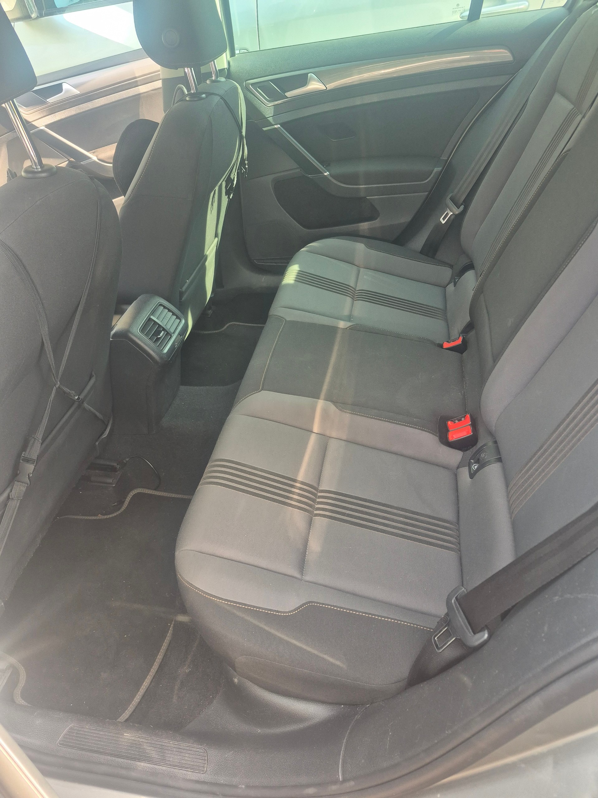 VW Golf 1.2 TSI ALLSTAR-image-13