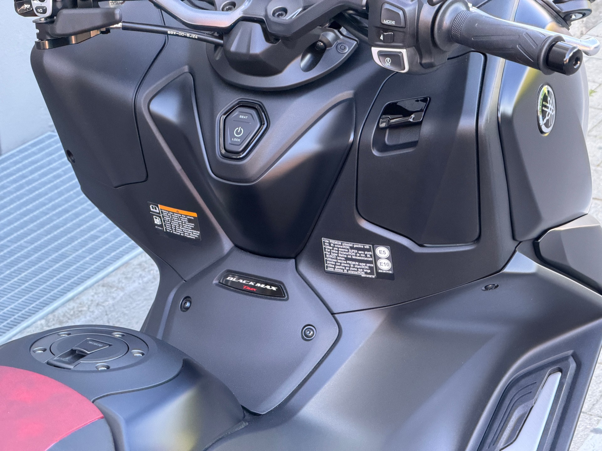 YAMAHA TMAX 25th Anniversary-image-14