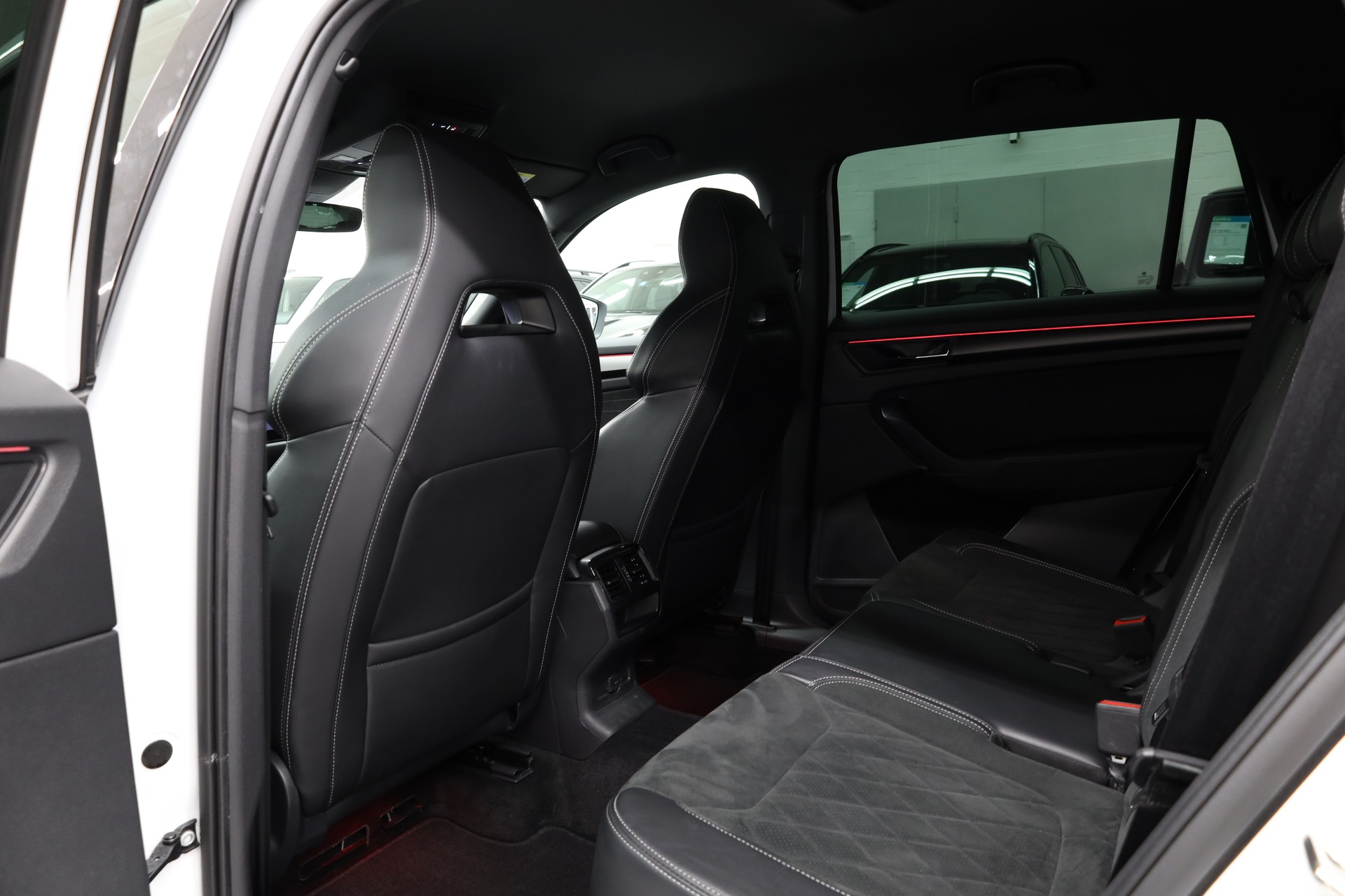 SKODA Kodiaq 2.0 TDI 200 Sportline DSG-image-22