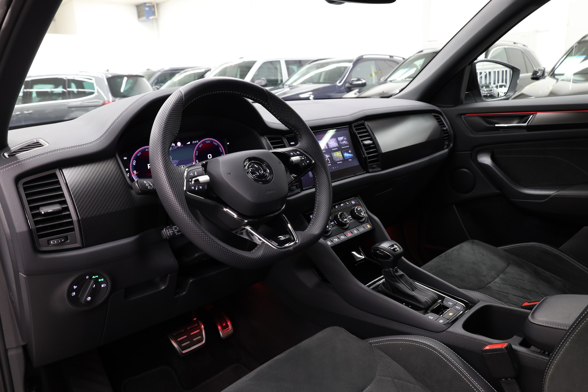 SKODA Kodiaq 2.0 TDI 200 Sportline DSG-image-15