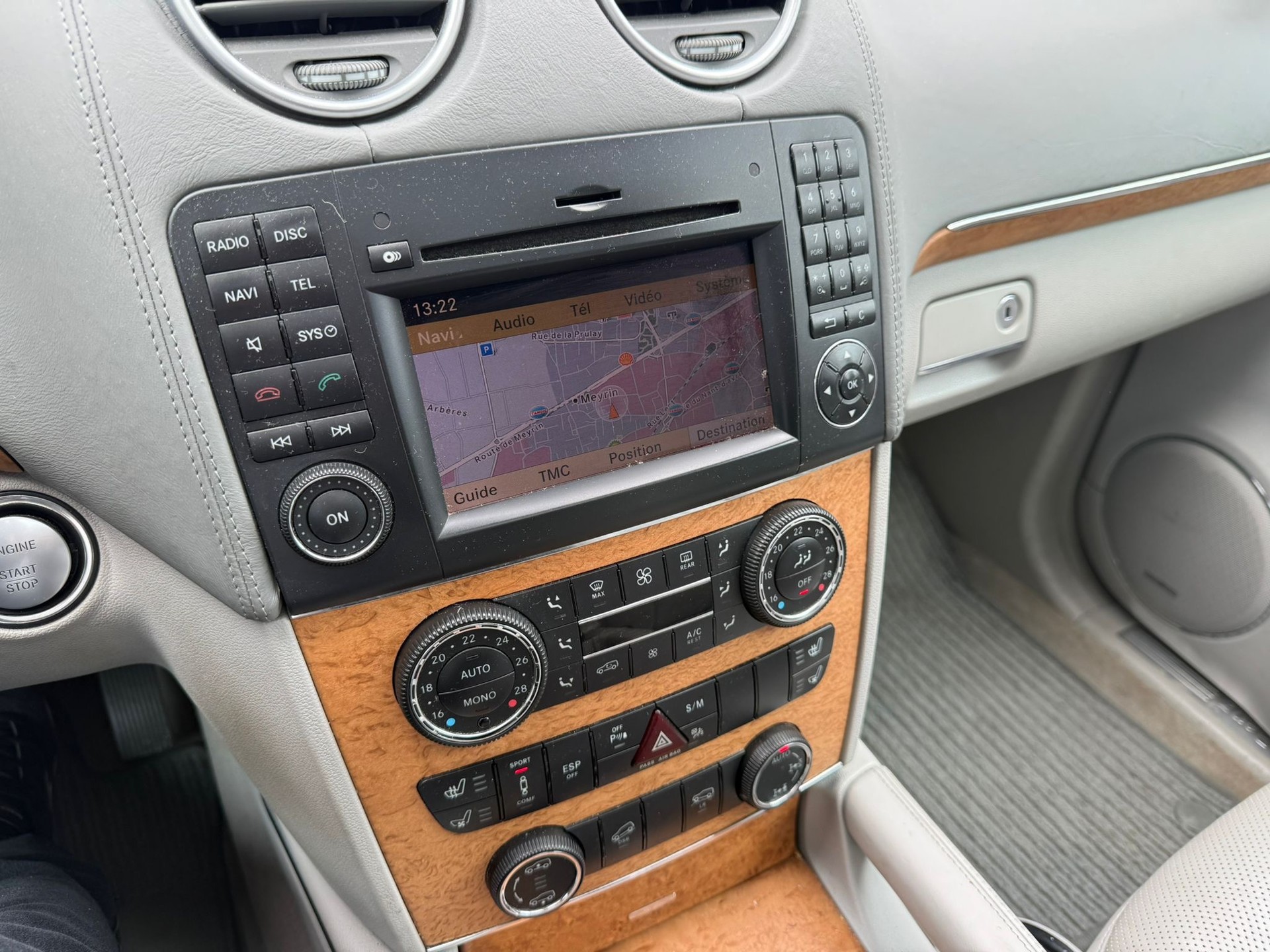 MERCEDES-BENZ GL 500 4Matic 7G-Tronic-image-13