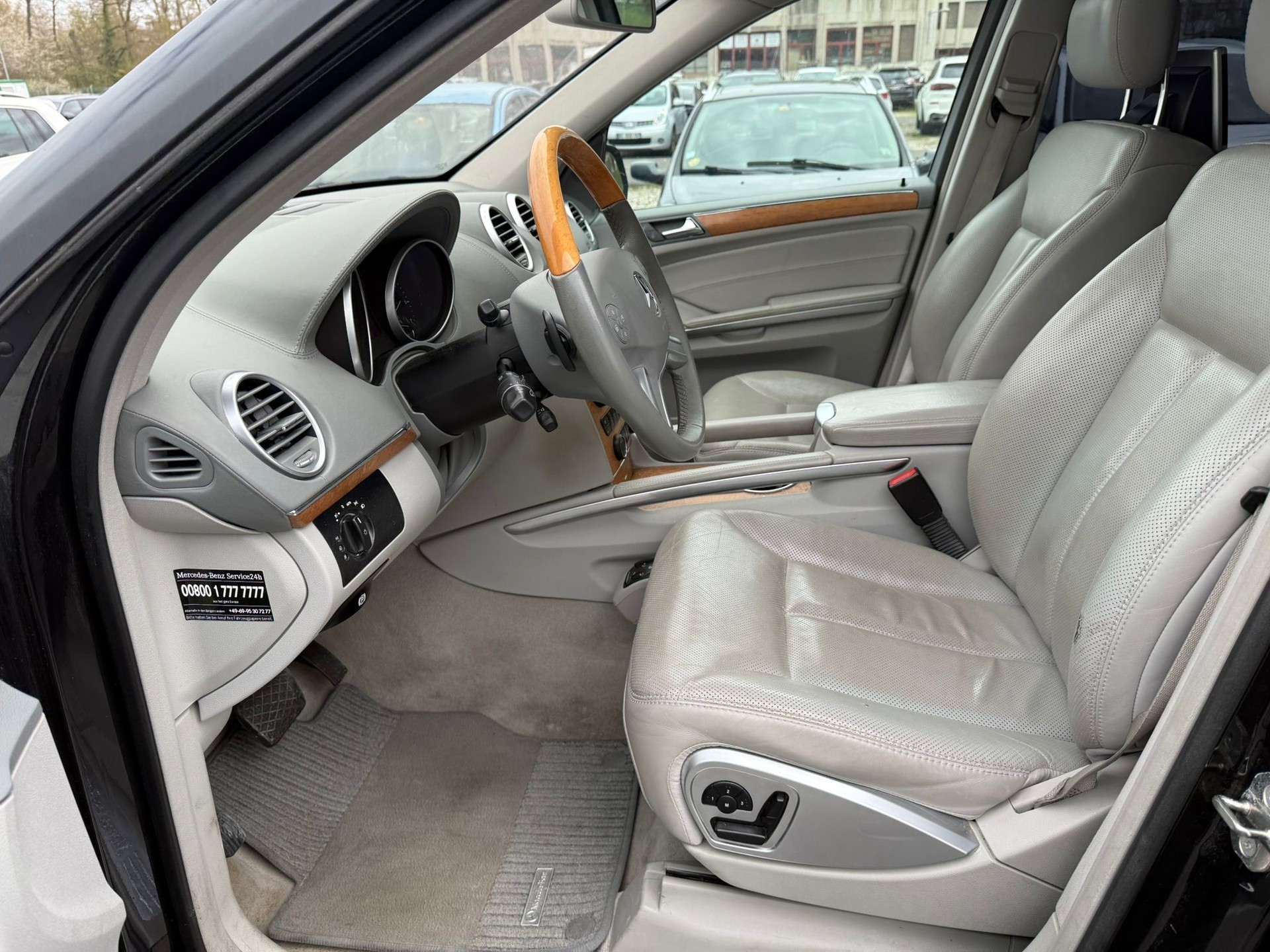 MERCEDES-BENZ GL 500 4Matic 7G-Tronic-image-6