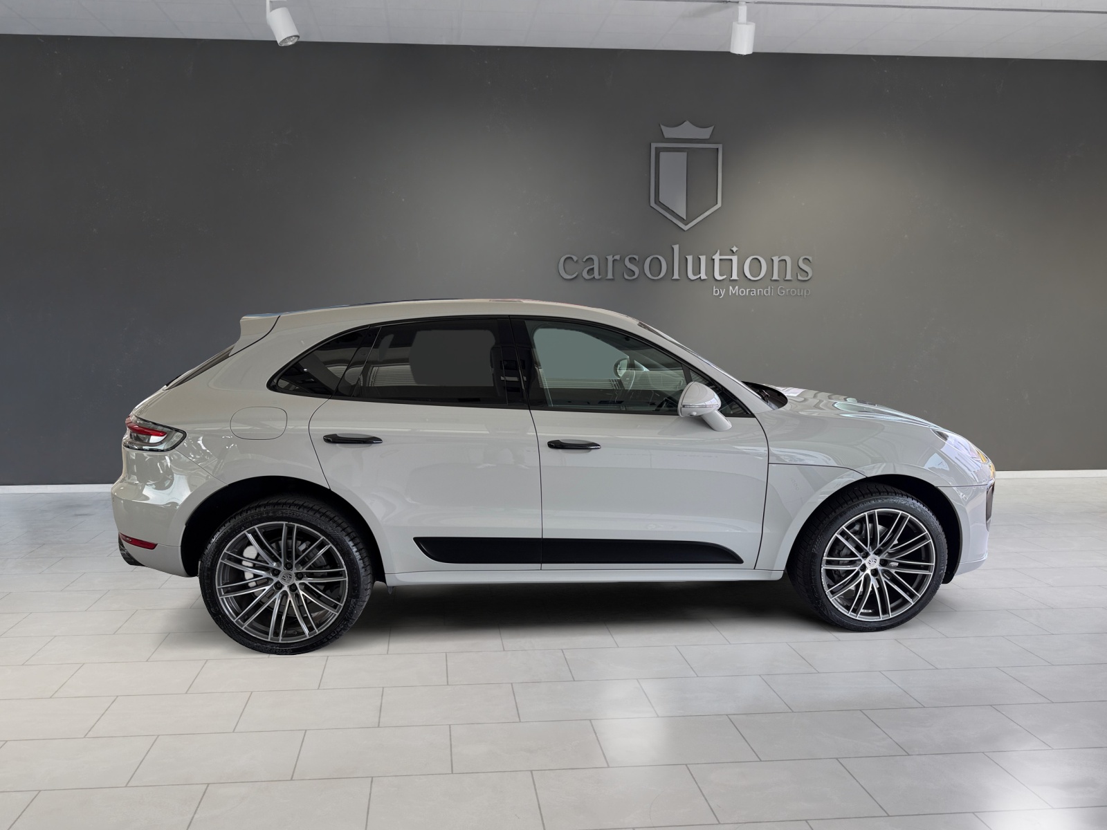 PORSCHE Macan S PDK-showroom-element-3