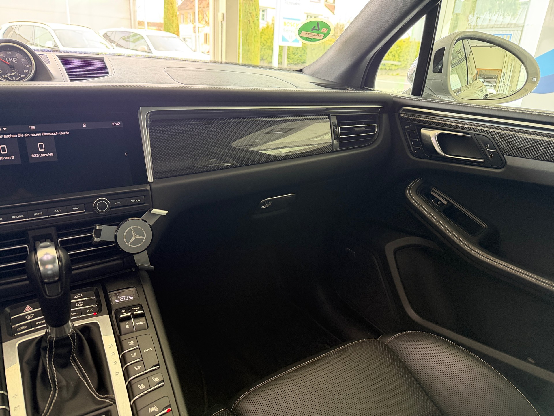PORSCHE Macan S PDK-image-16