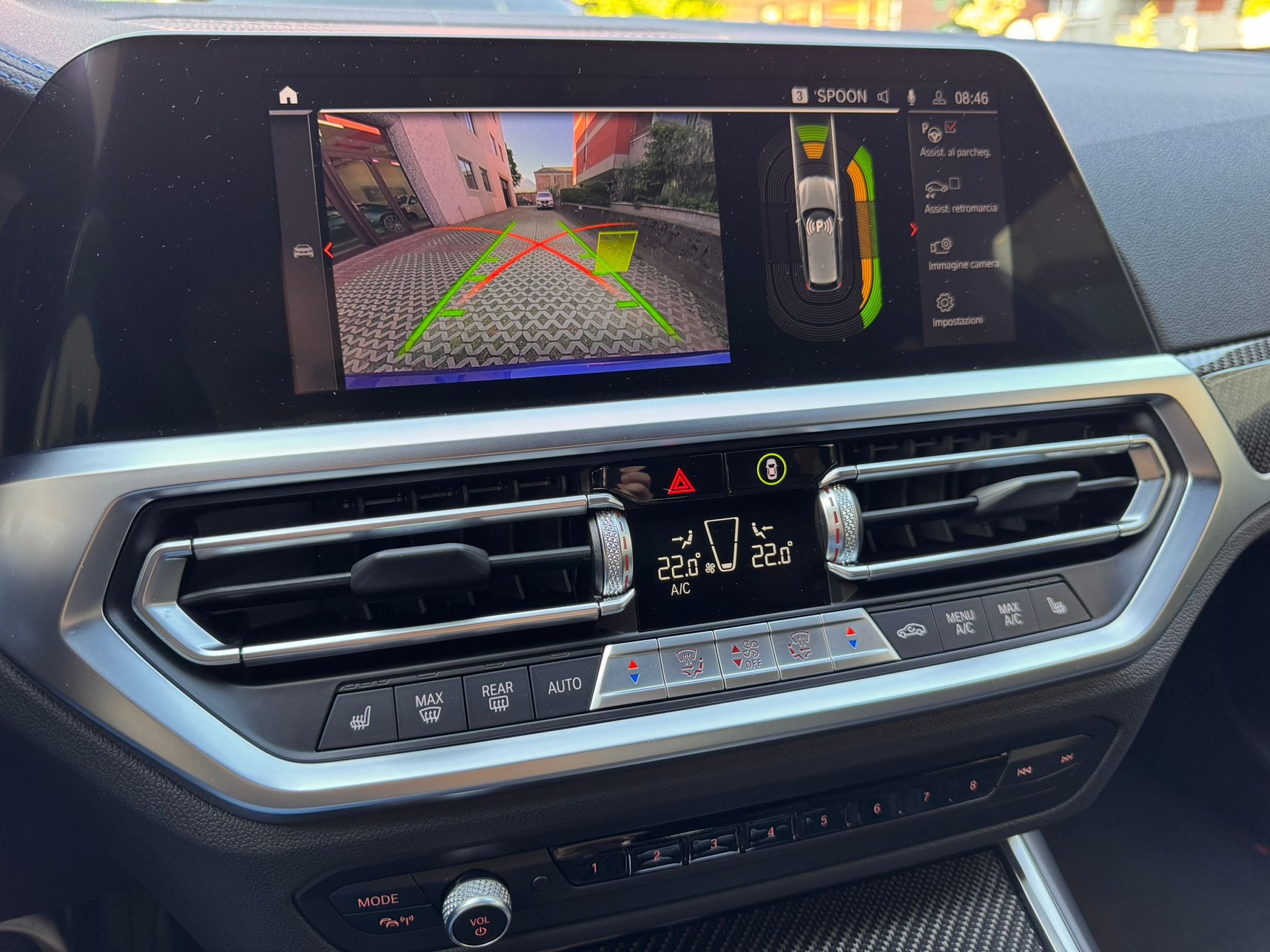BMW M340i xDrive 48V Touring Steptronic-image-10