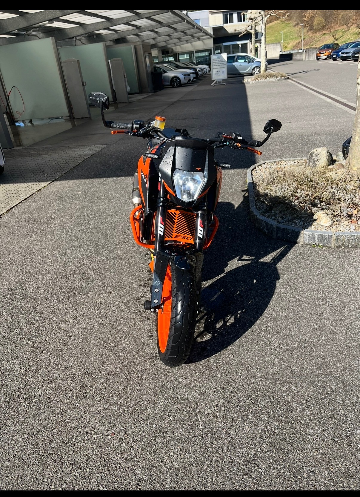 KTM 690 Duke R ABS-image-3