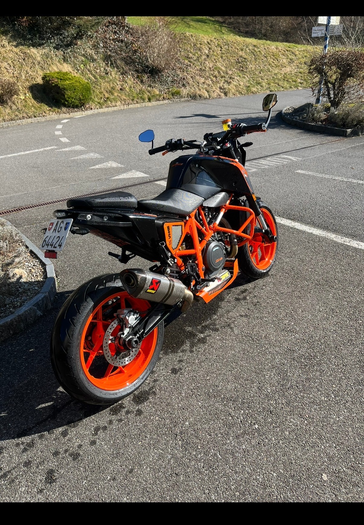 KTM 690 Duke R ABS-image-2