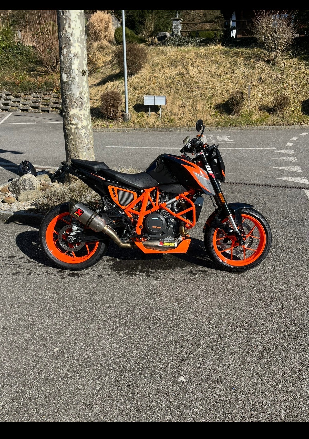 KTM 690 Duke R ABS-image-1