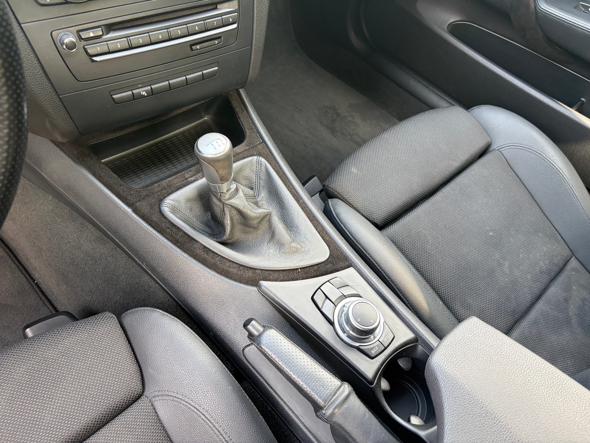 BMW 135i Coupé-image-10