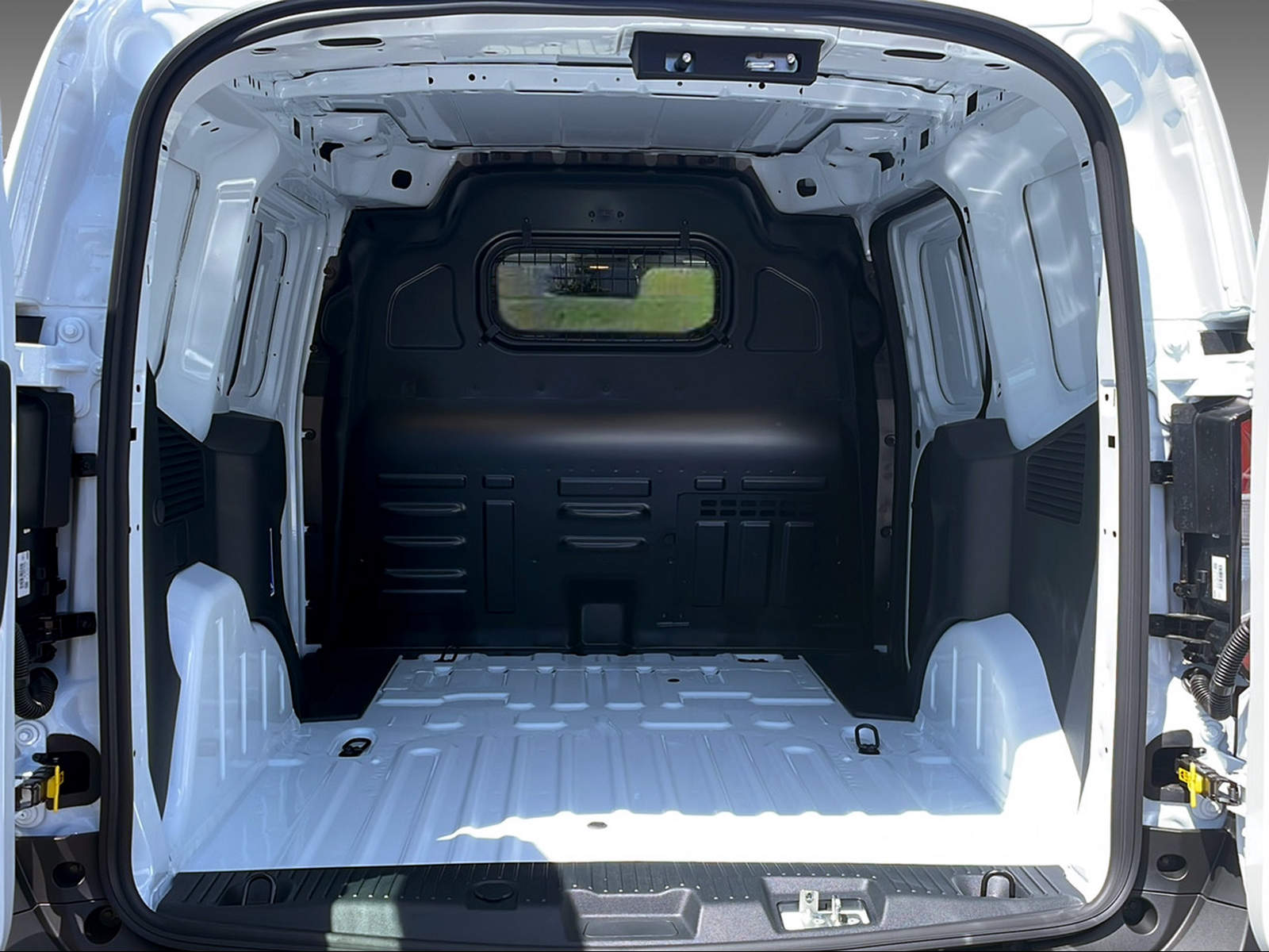 FORD Transit Courier Van 1.0 EcoBoost Trend-image-9