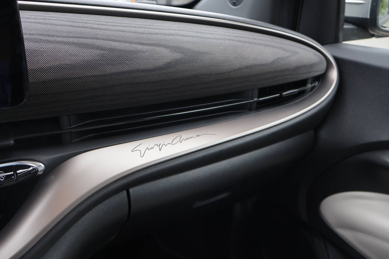 FIAT 500 Armani-image-14