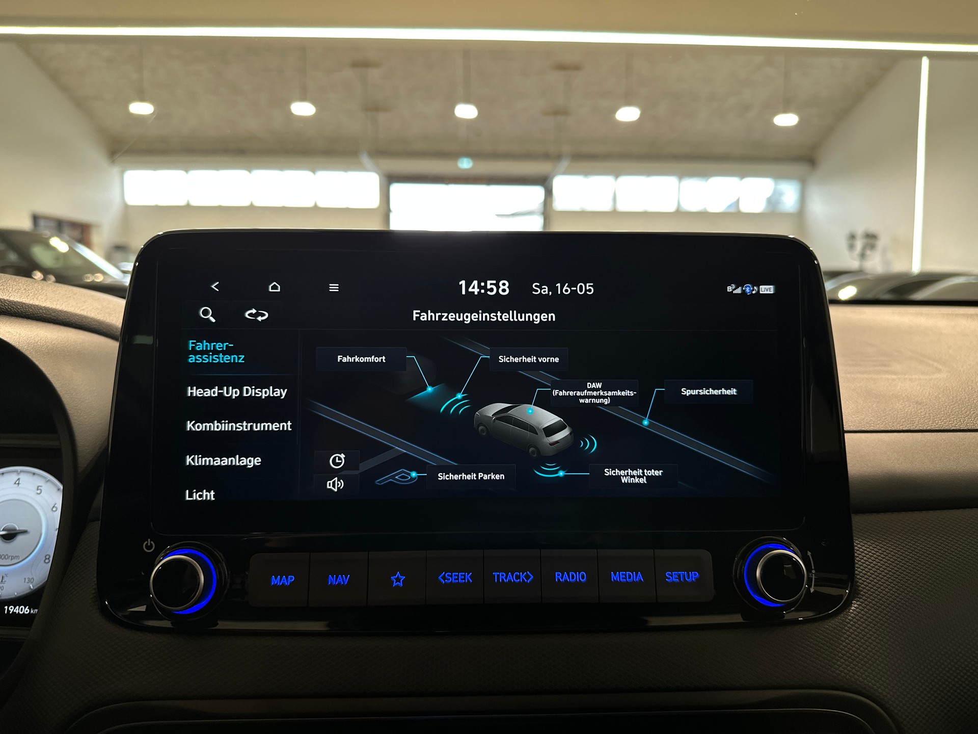 HYUNDAI Kona 1.6 T-GDi Amplia DCT-image-20