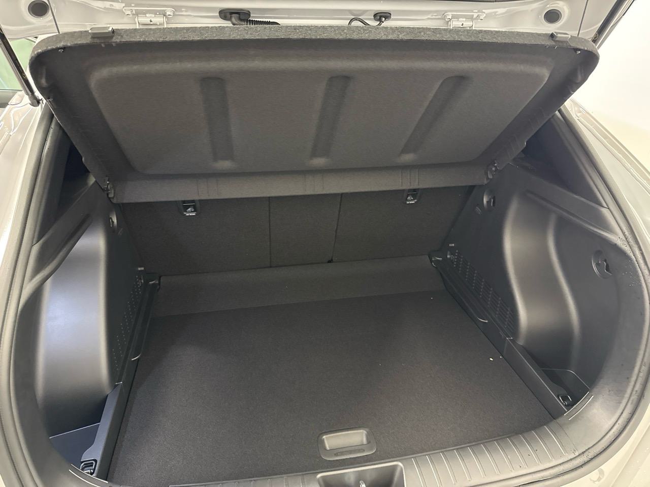 HYUNDAI Kona 1.6 GDi HEV N Line DCT-image-11