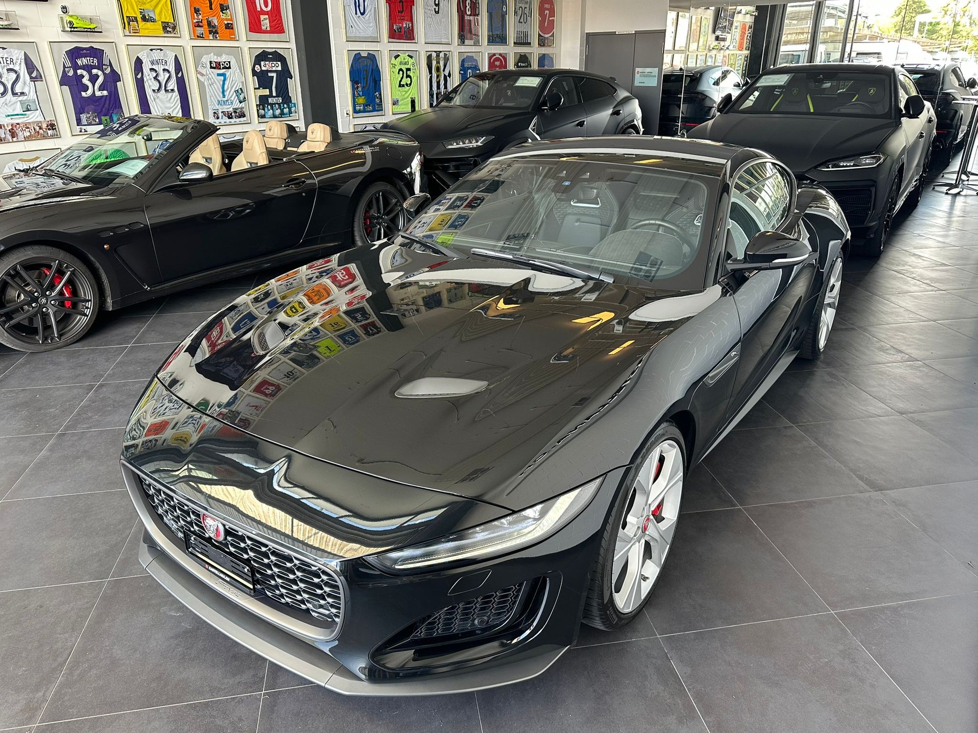 JAGUAR F-Type Coupé 5.0 V8 First Edition Automatik AWD-showroom-element-2