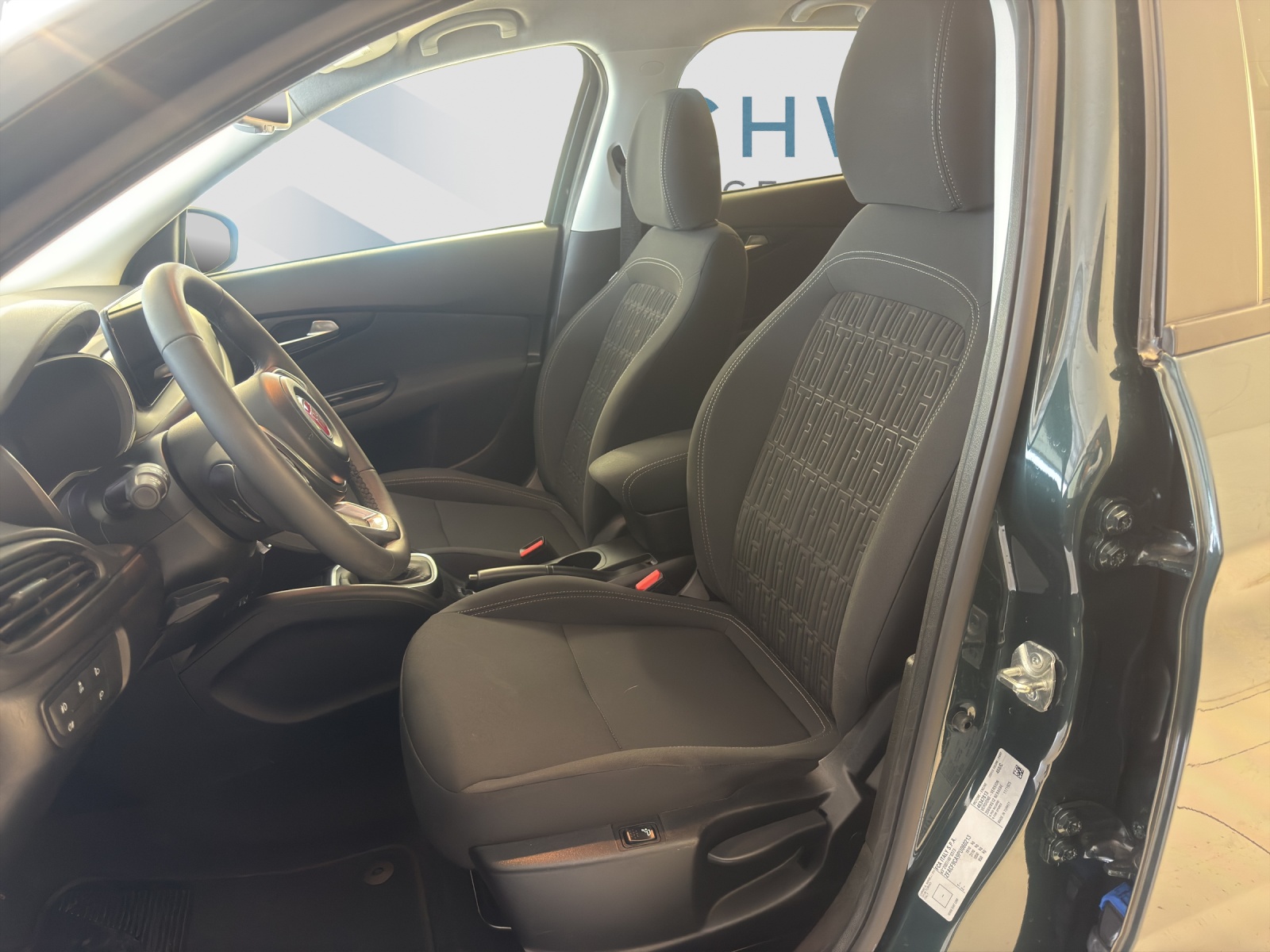FIAT TIPO SW 1.5 Hybrid Swiss Cross-image-8