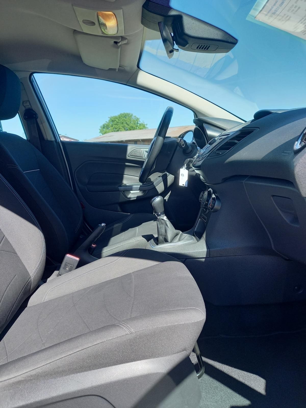FORD Fiesta 1.0 SCTi Trend-image-8