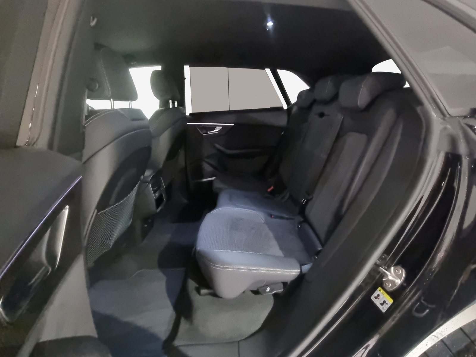 AUDI SQ8 TFSI quattro tiptronic-image-11