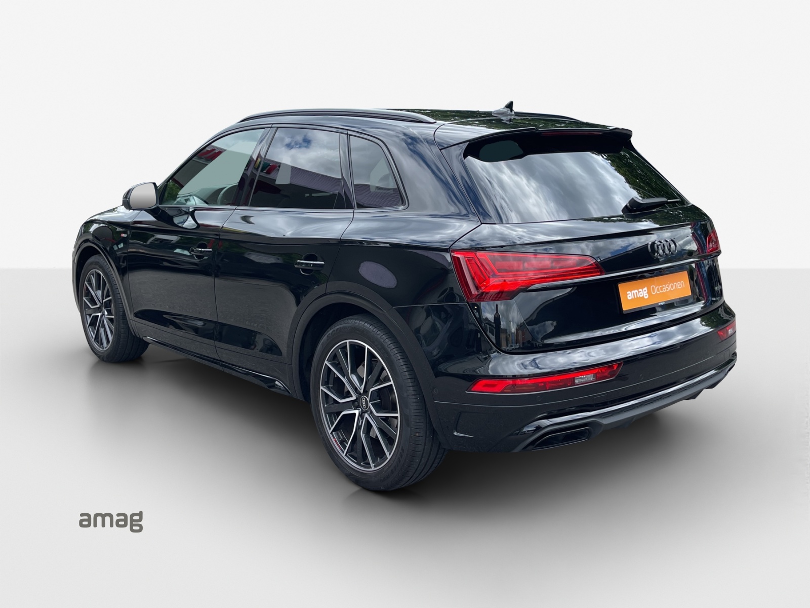 AUDI Q5 45 TFSI S-line quattro S-tronic-image-2