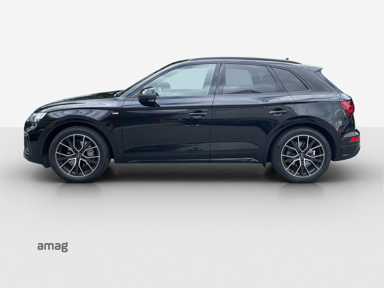 AUDI Q5 45 TFSI S-line quattro S-tronic-image-1