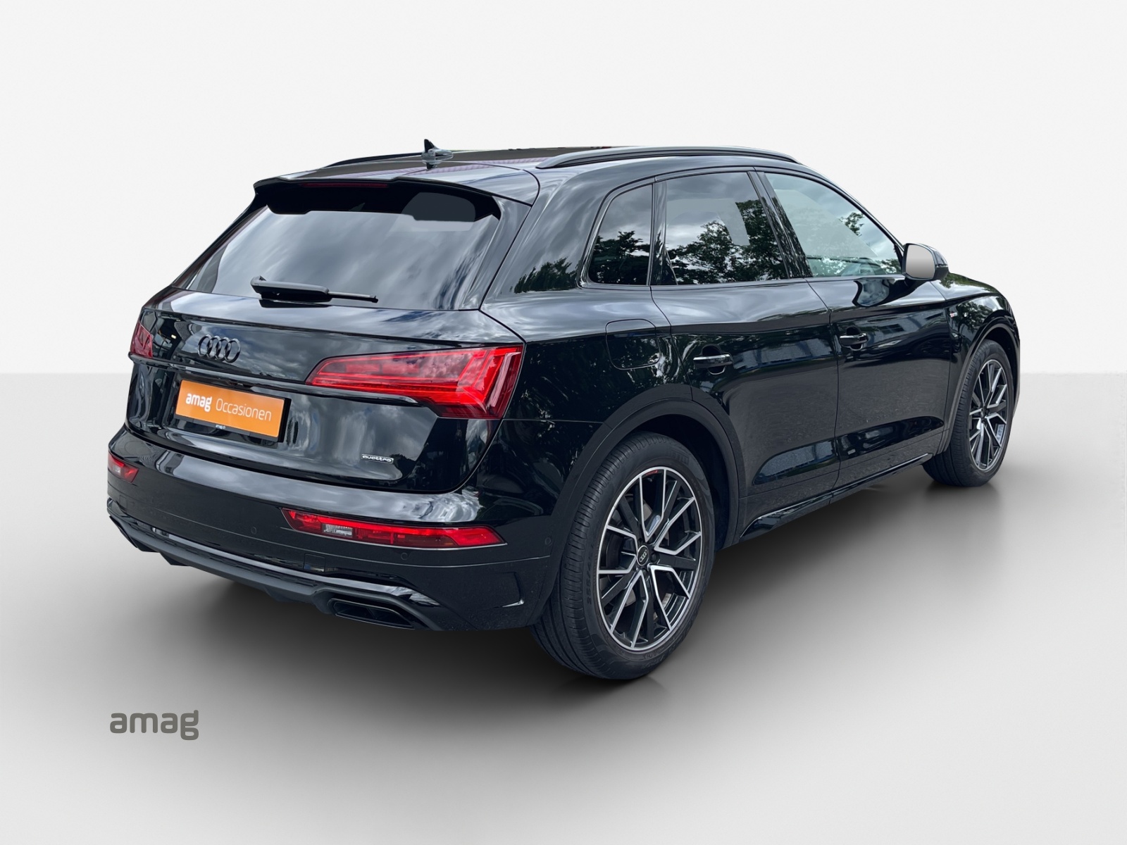 AUDI Q5 45 TFSI S-line quattro S-tronic-image-4