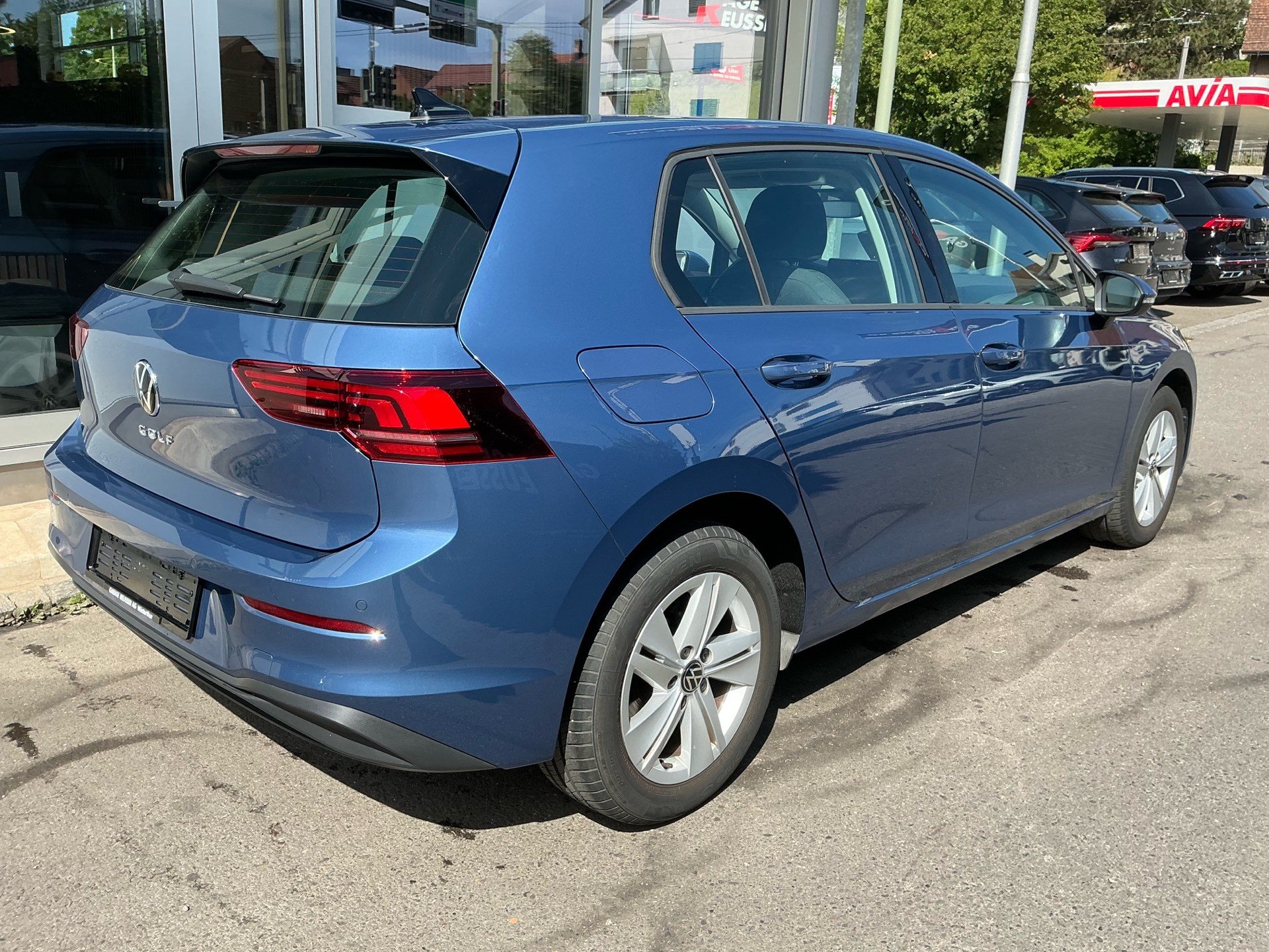 VW Golf 2.0 TDI 115 PS HANDSCHALTUNG *** FACELIFT ***-showroom-element-3