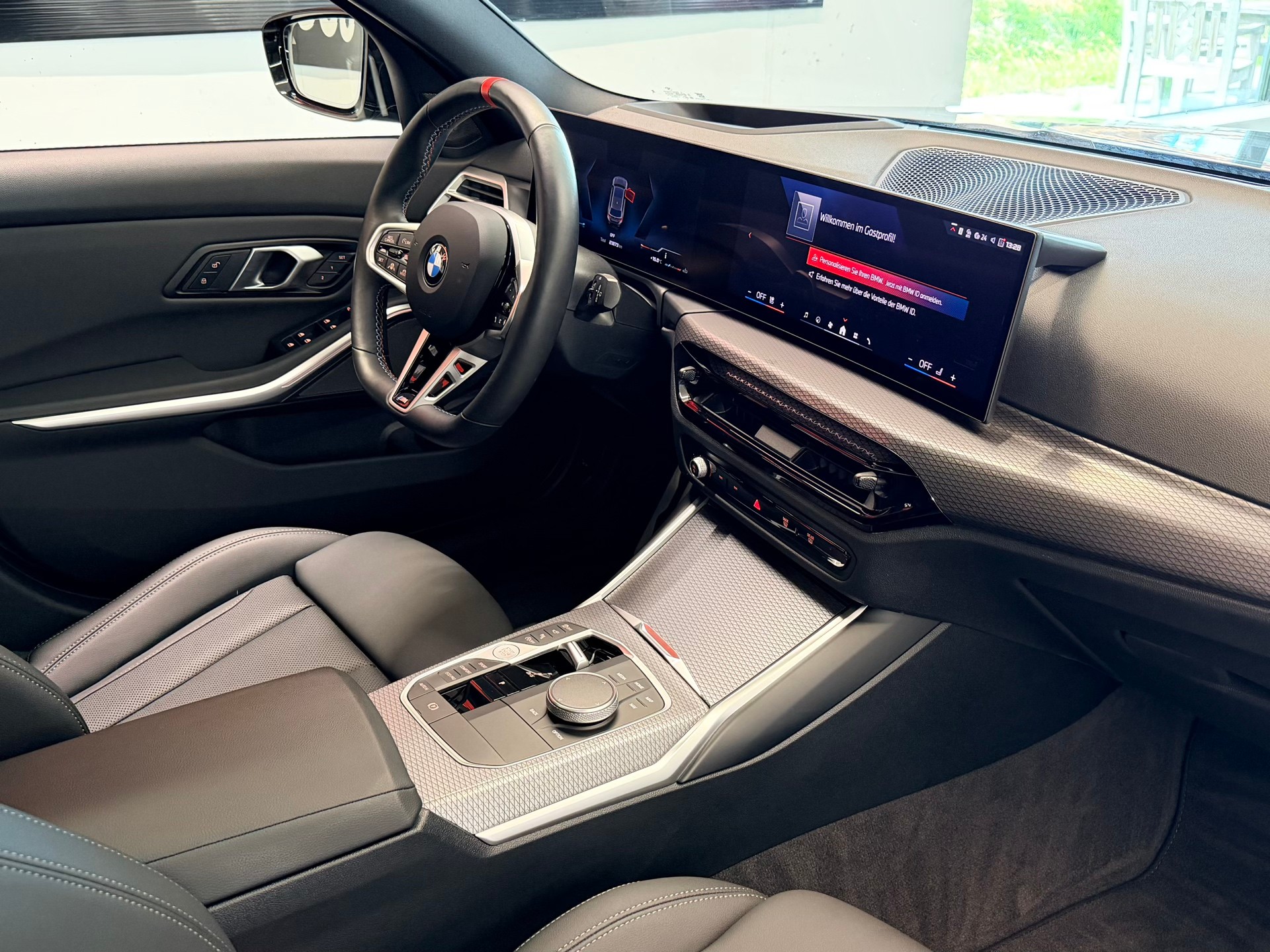 BMW M340i xDrive 48V Touring Steptronic M Sport Pro-image-22