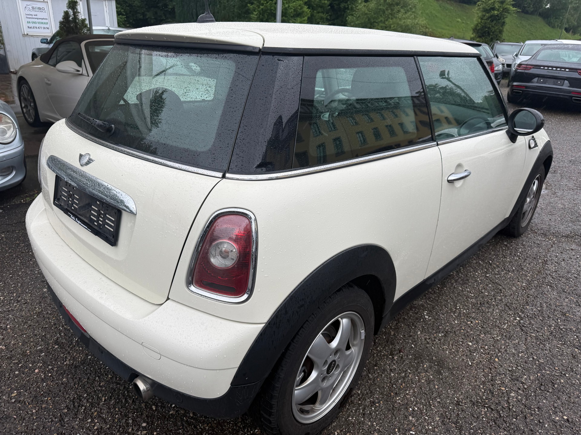 MINI One-image-3