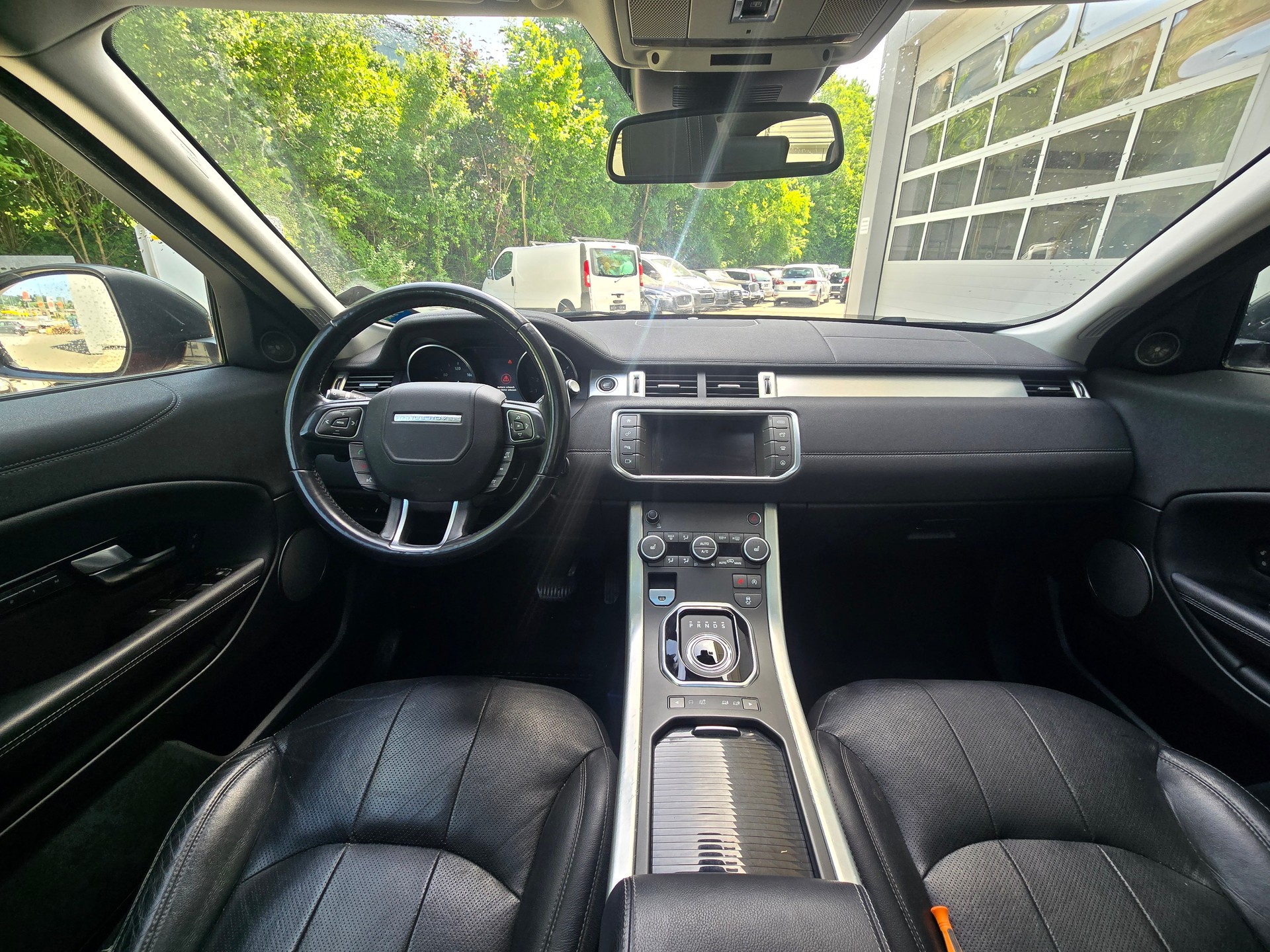 LAND ROVER Range Rover Evoque 2.0 Si4 Autobiography AT9-image-9