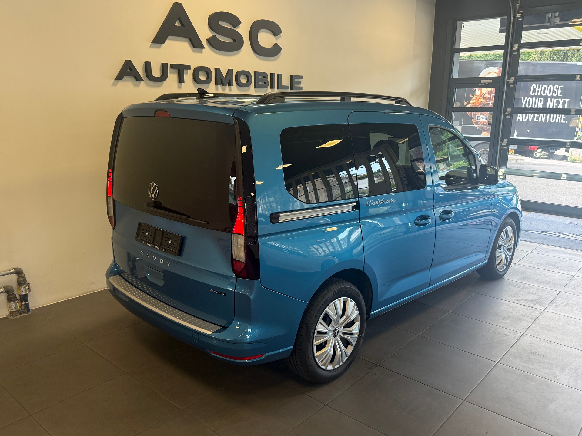 VW Caddy 2.0 TDI 4Motion California-showroom-element-3