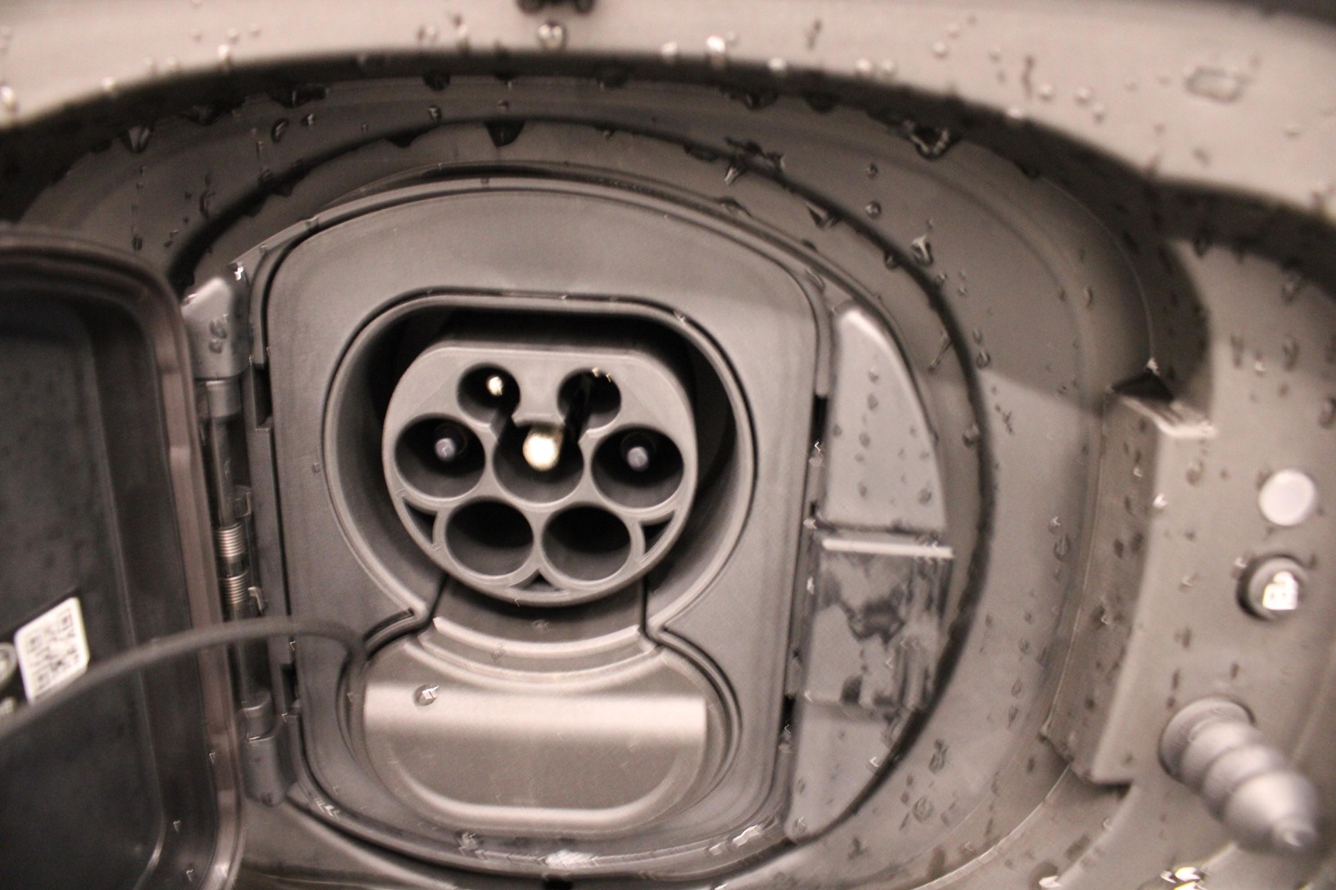 LAND ROVER Range Rover 3.0 I6 P460e HSE-image-10