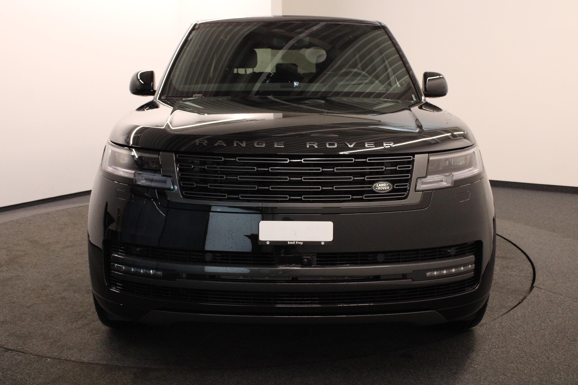 LAND ROVER Range Rover 3.0 I6 P460e HSE-showroom-element-1