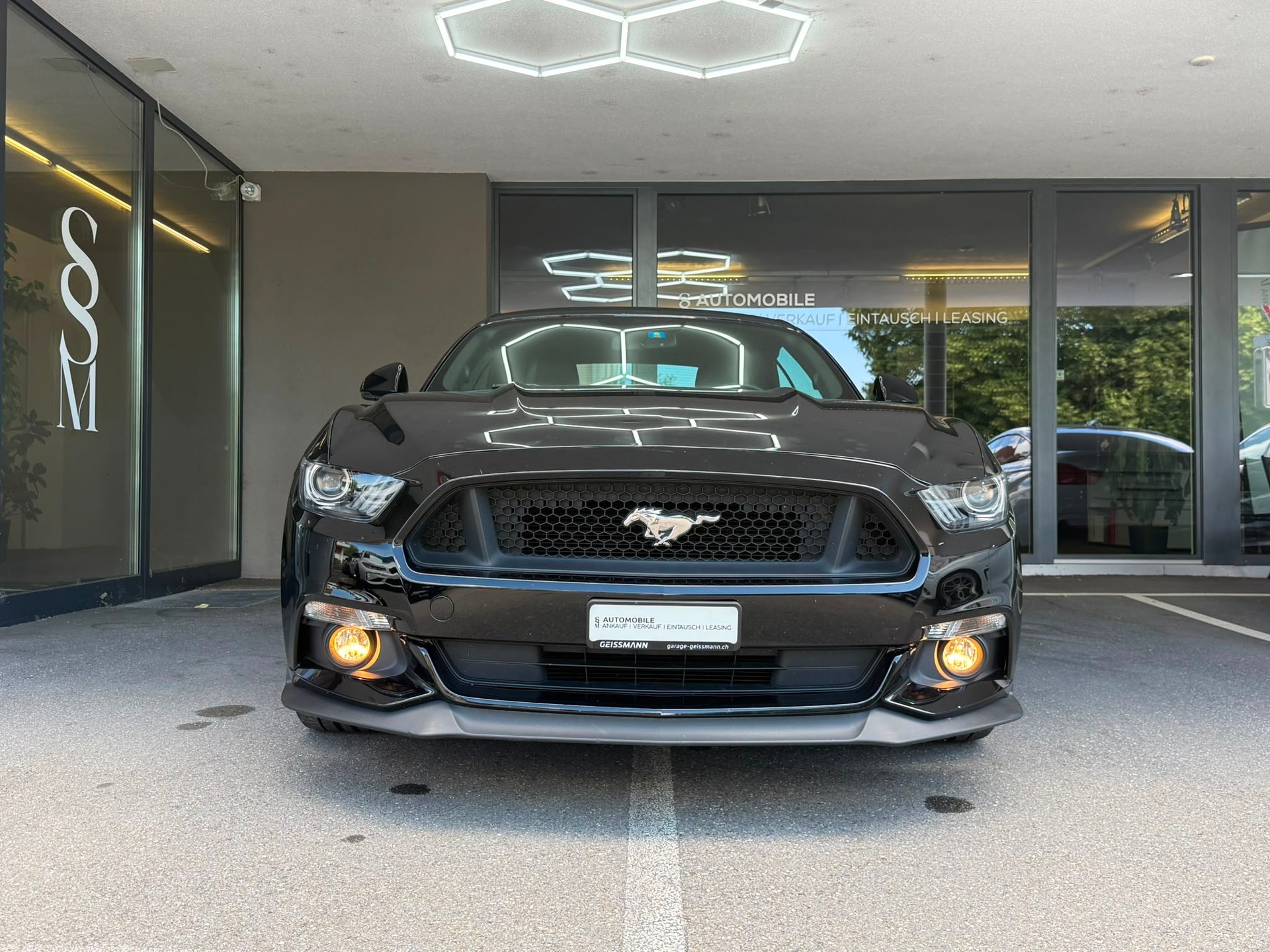 FORD Mustang Convertible 5.0 V8 GT Automat-showroom-element-1