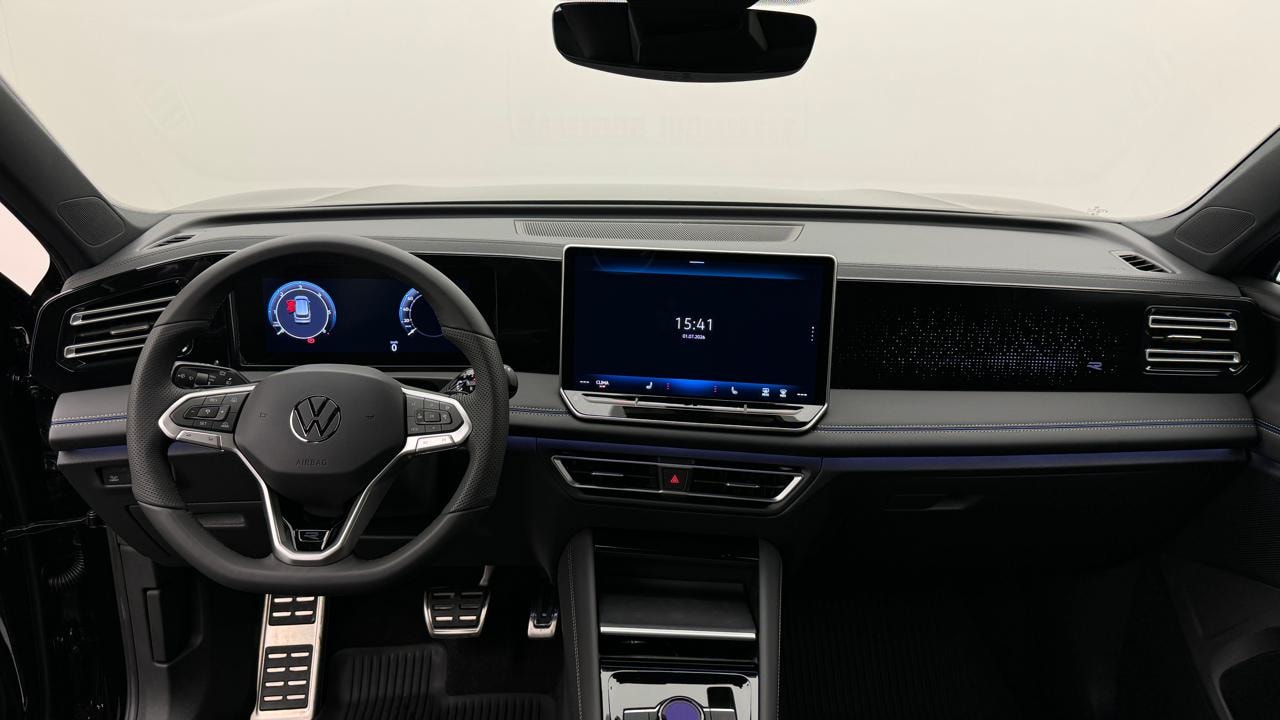 VW Tiguan 2.0 TDI SCR R-Line 4Motion DSG-image-5