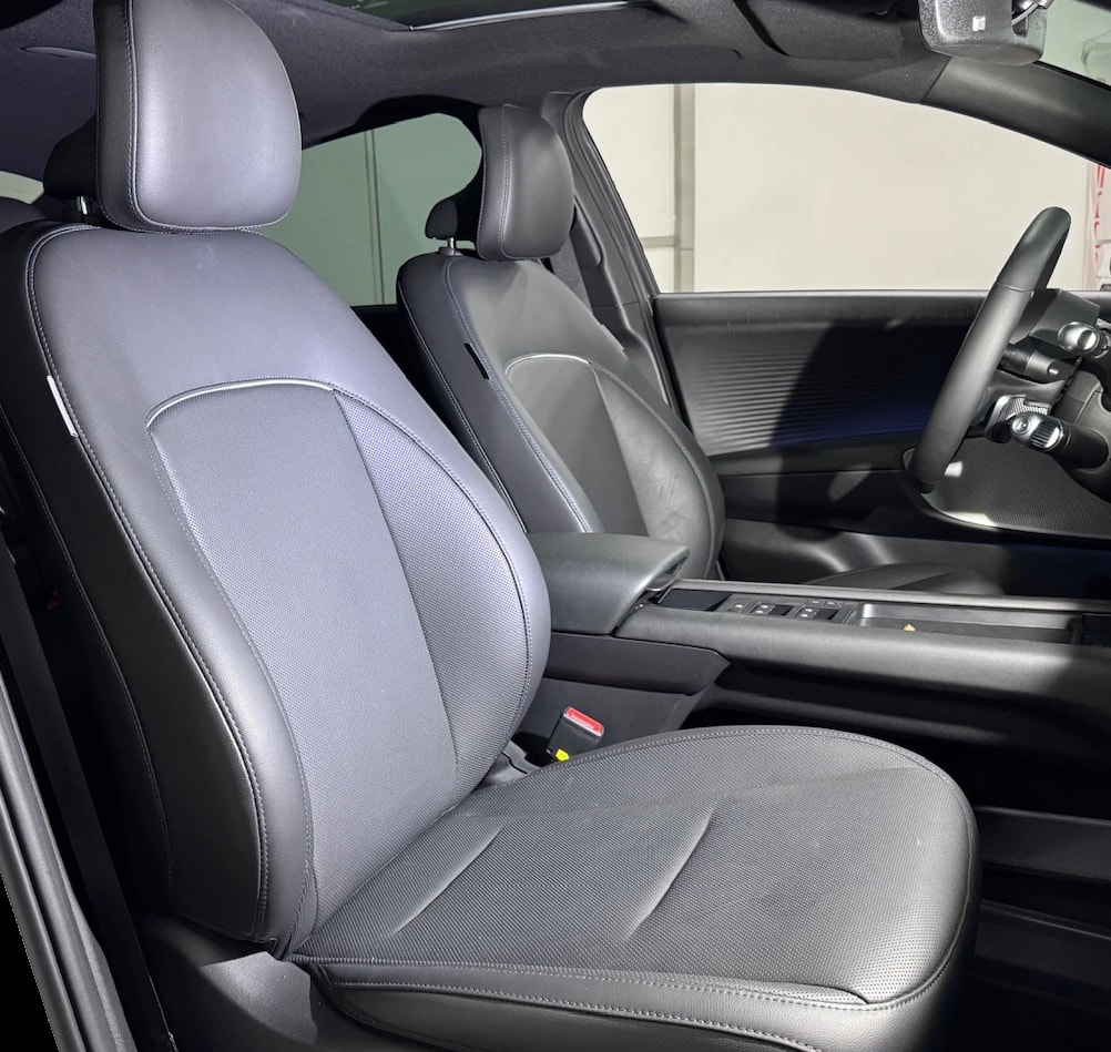 HYUNDAI Ioniq 6 77kWh Launch Edition 4WD 325PS-showroom-element-3