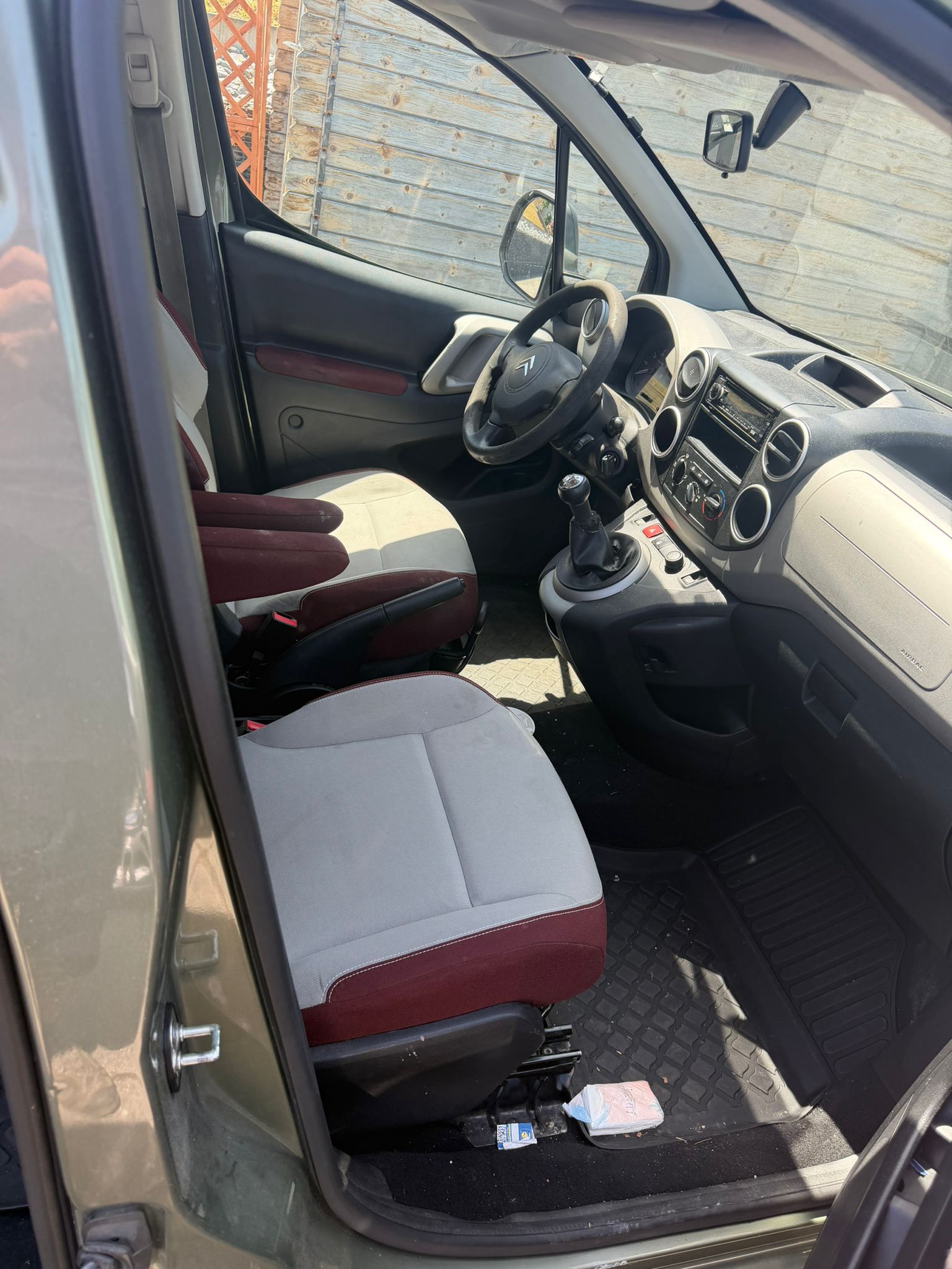 CITROEN Berlingo 1.6 16V Multispace Special-image-4