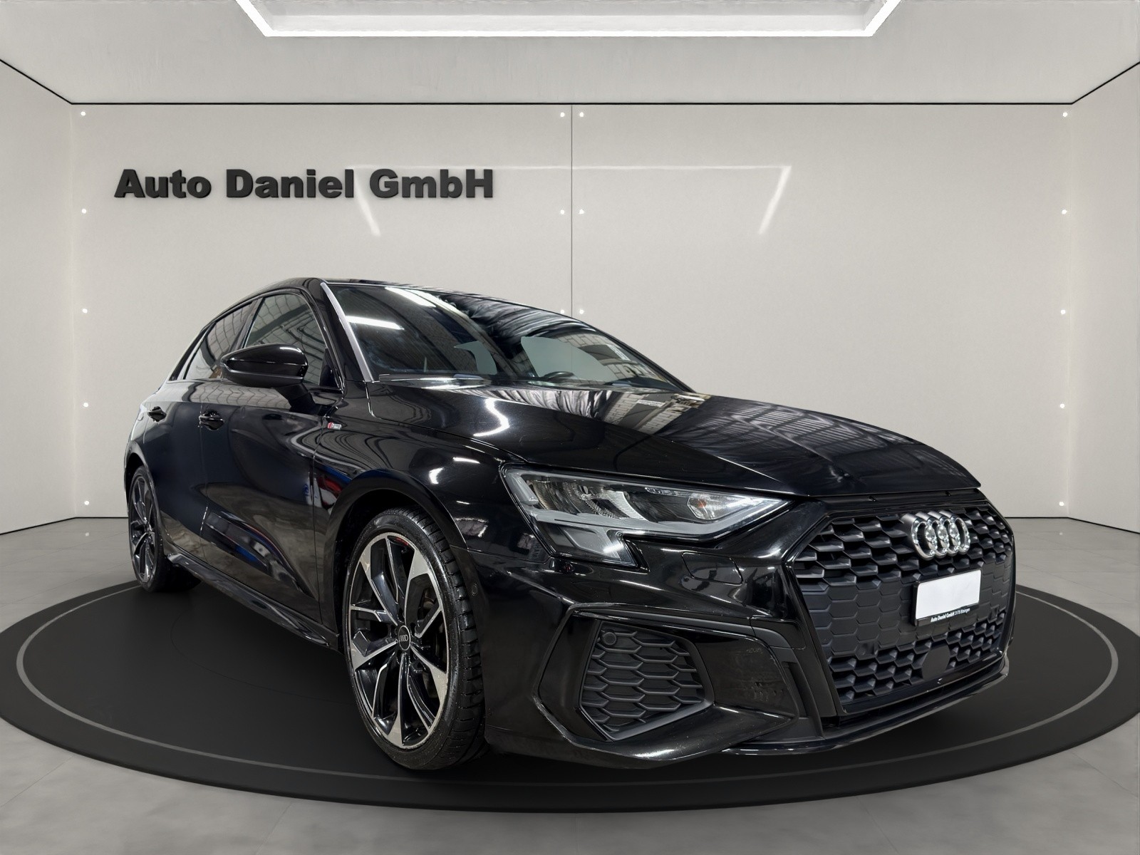AUDI A3 Sportback 35 TFSI S line Attraction S-tronic-showroom-element-3