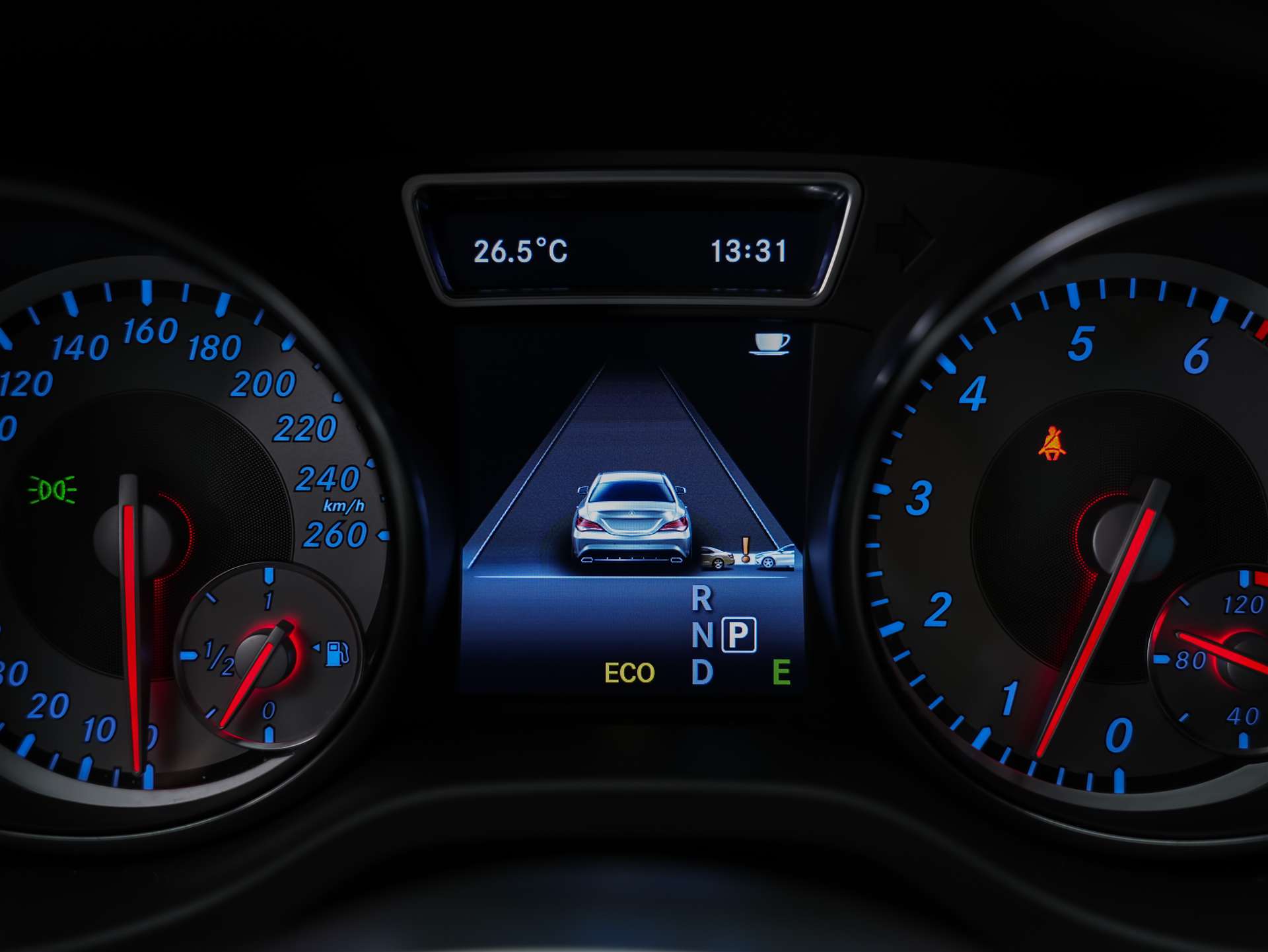 MERCEDES-BENZ CLA 250 Sport 7G-DCT 4Matic *CH Auto*Sitzheizung*Rückfahrkamera*-image-31