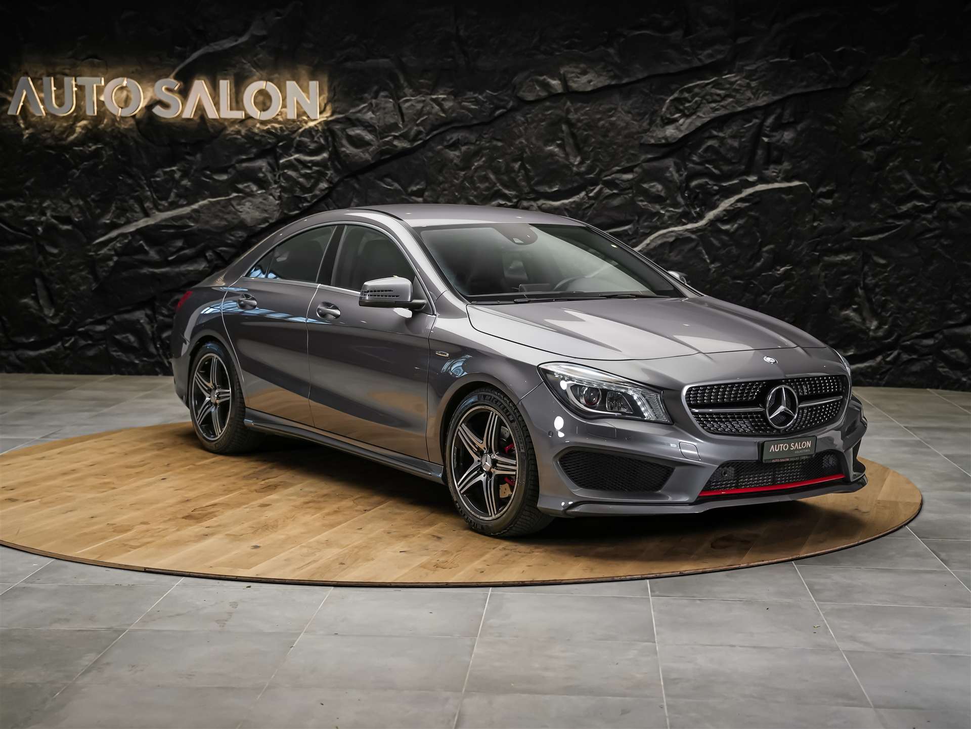 MERCEDES-BENZ CLA 250 Sport 7G-DCT 4Matic *CH Auto*Sitzheizung*Rückfahrkamera*-image-6