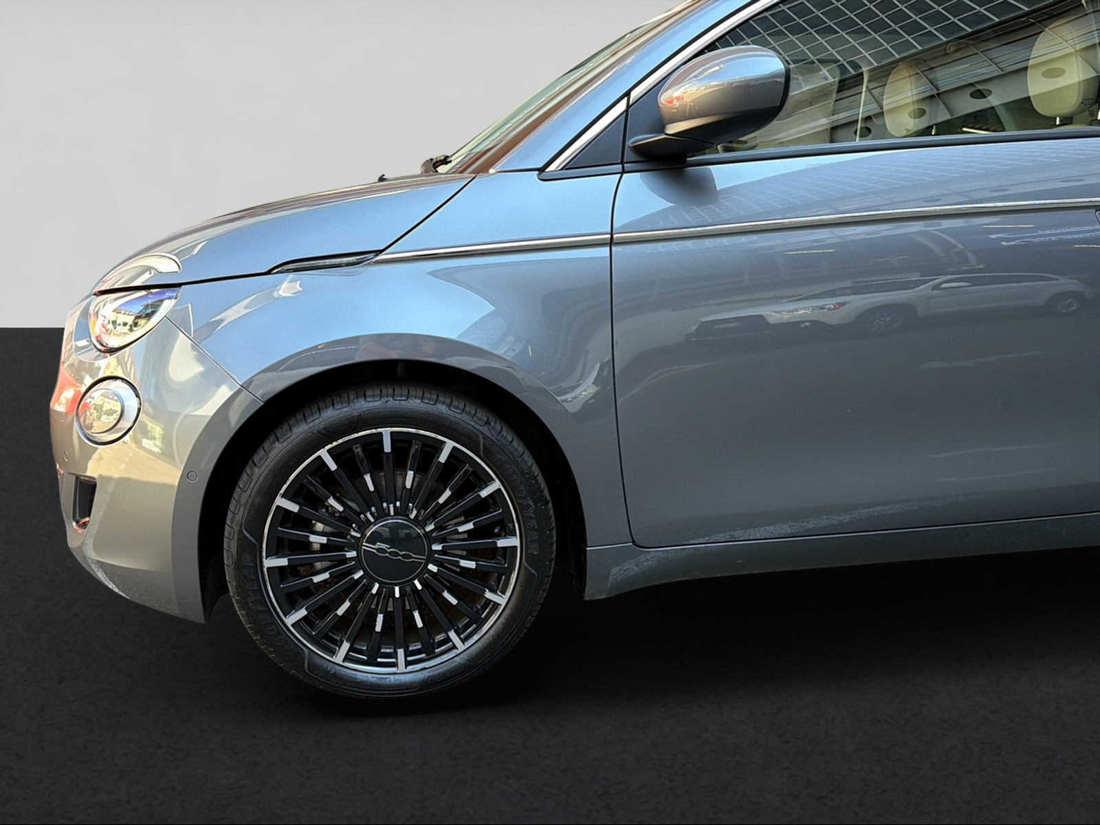 FIAT 500 C electric 87 kW La Prima By Bocelli Top-showroom-element-3