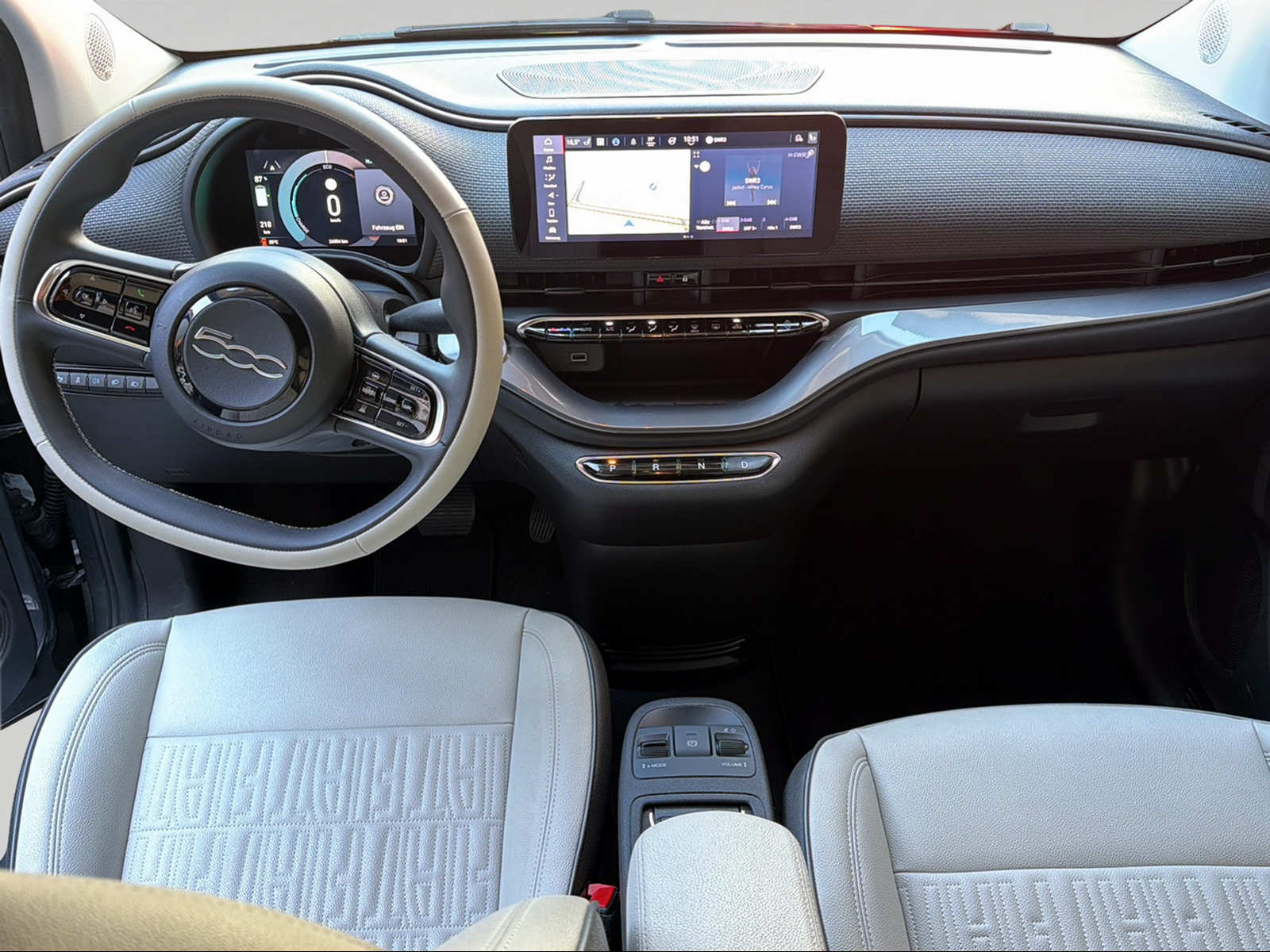 FIAT 500 C electric 87 kW La Prima By Bocelli Top-image-5