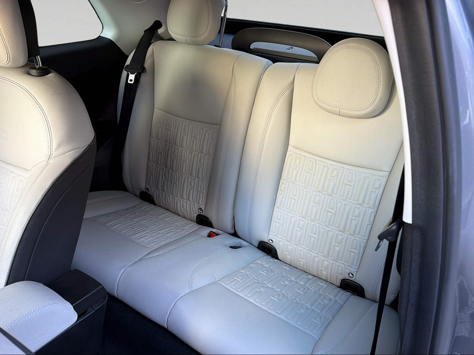 FIAT 500 C electric 87 kW La Prima By Bocelli Top-image-8
