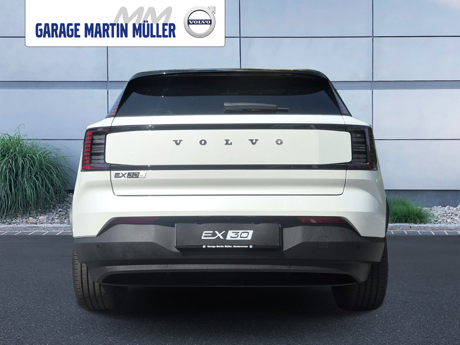 VOLVO EX 30 E60 Twin Ultra Performance AWD-showroom-element-3